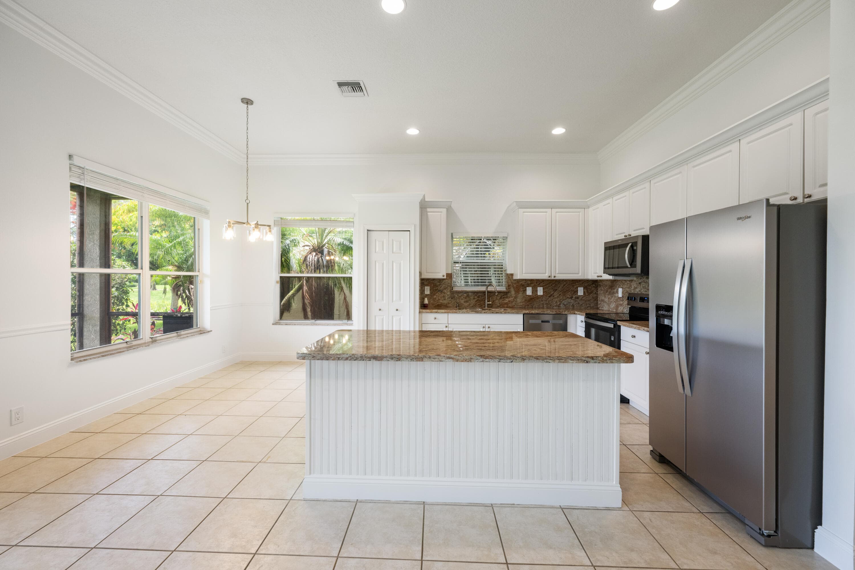 13850 Vía Vittoria, Delray Beach, FL 33446 — photo 6 of 19