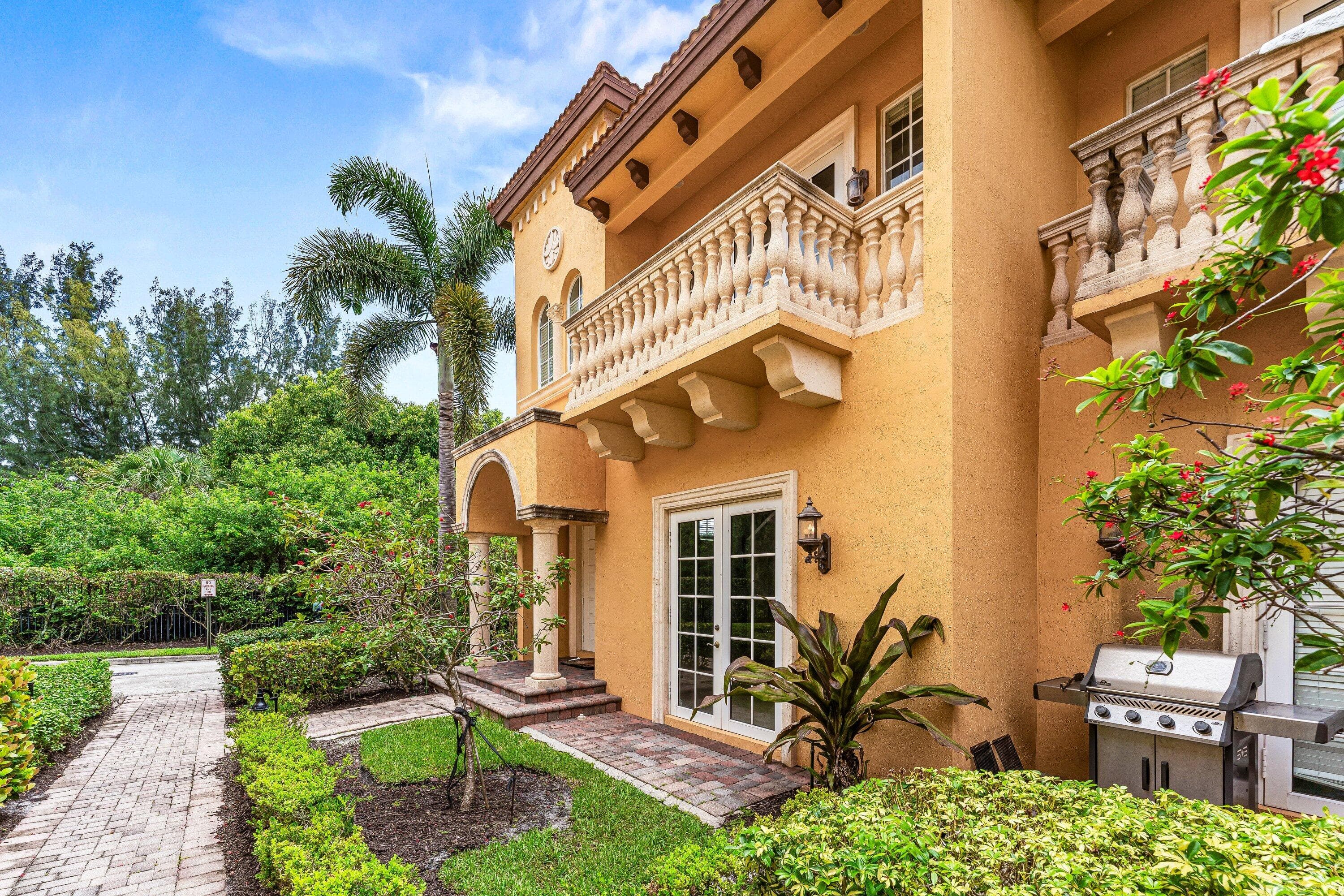 210 NE 69th Circle, Boca Raton, FL 33487 — photo 2 of 61