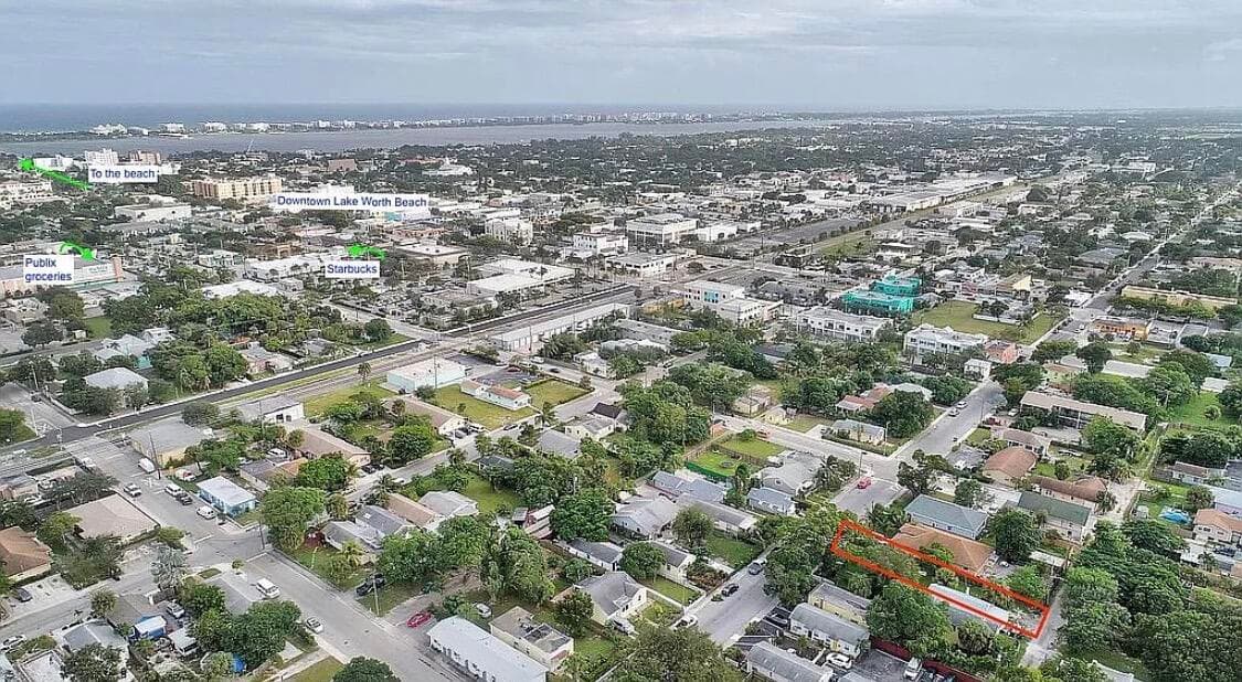 211 N E Street, Lake Worth Beach, FL 33460 — photo 5 of 14