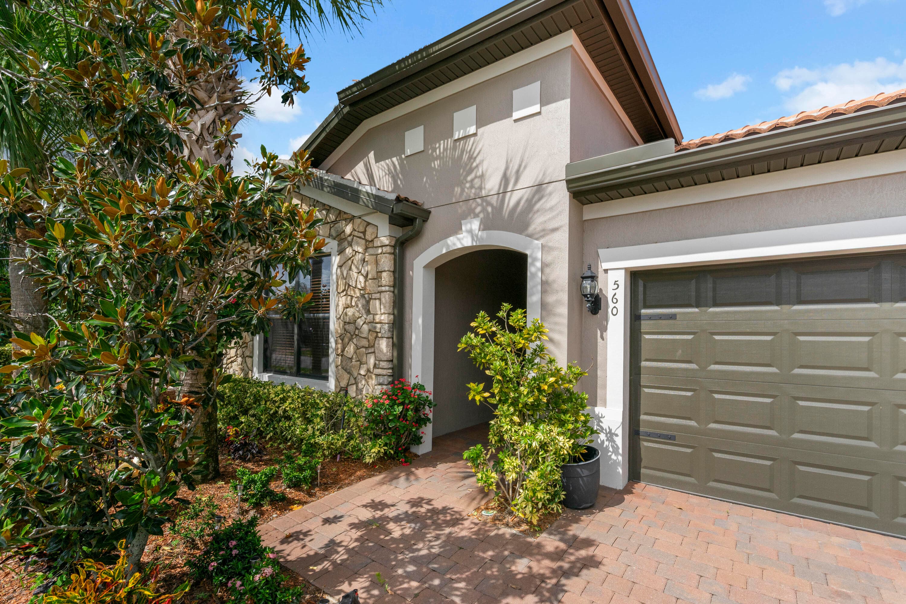 560 SE Monet Drive, Port St. Lucie, FL 34984 — photo 3 of 51