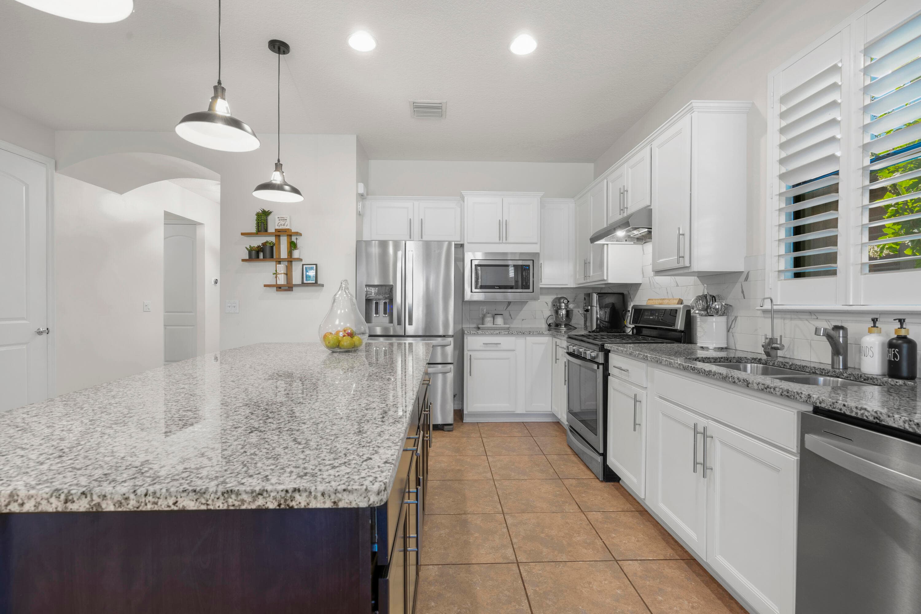 560 SE Monet Drive, Port St. Lucie, FL 34984 — photo 12 of 51