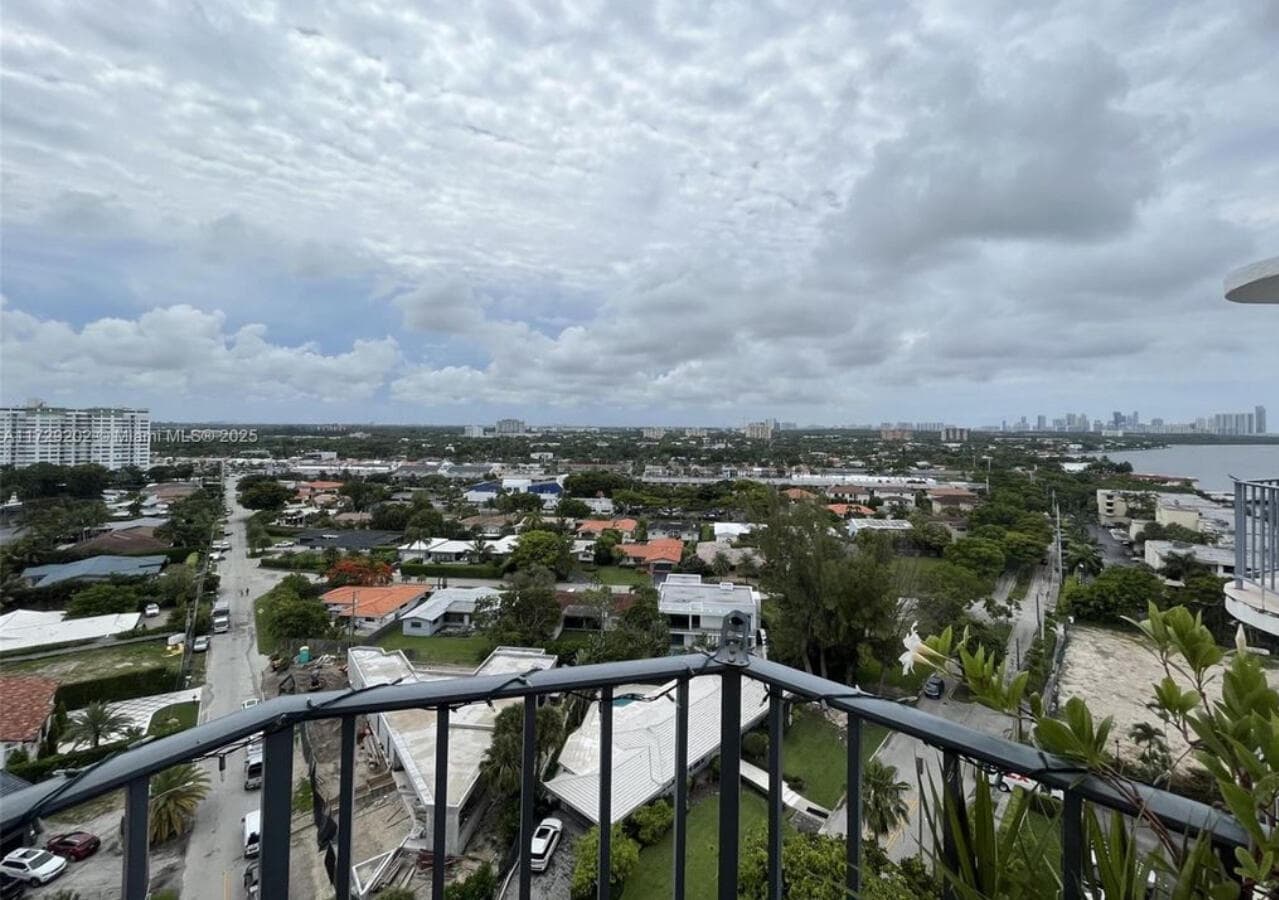 11930 N Bayshore Drive Ph10, North Miami, FL 33181 — photo 13 of 19