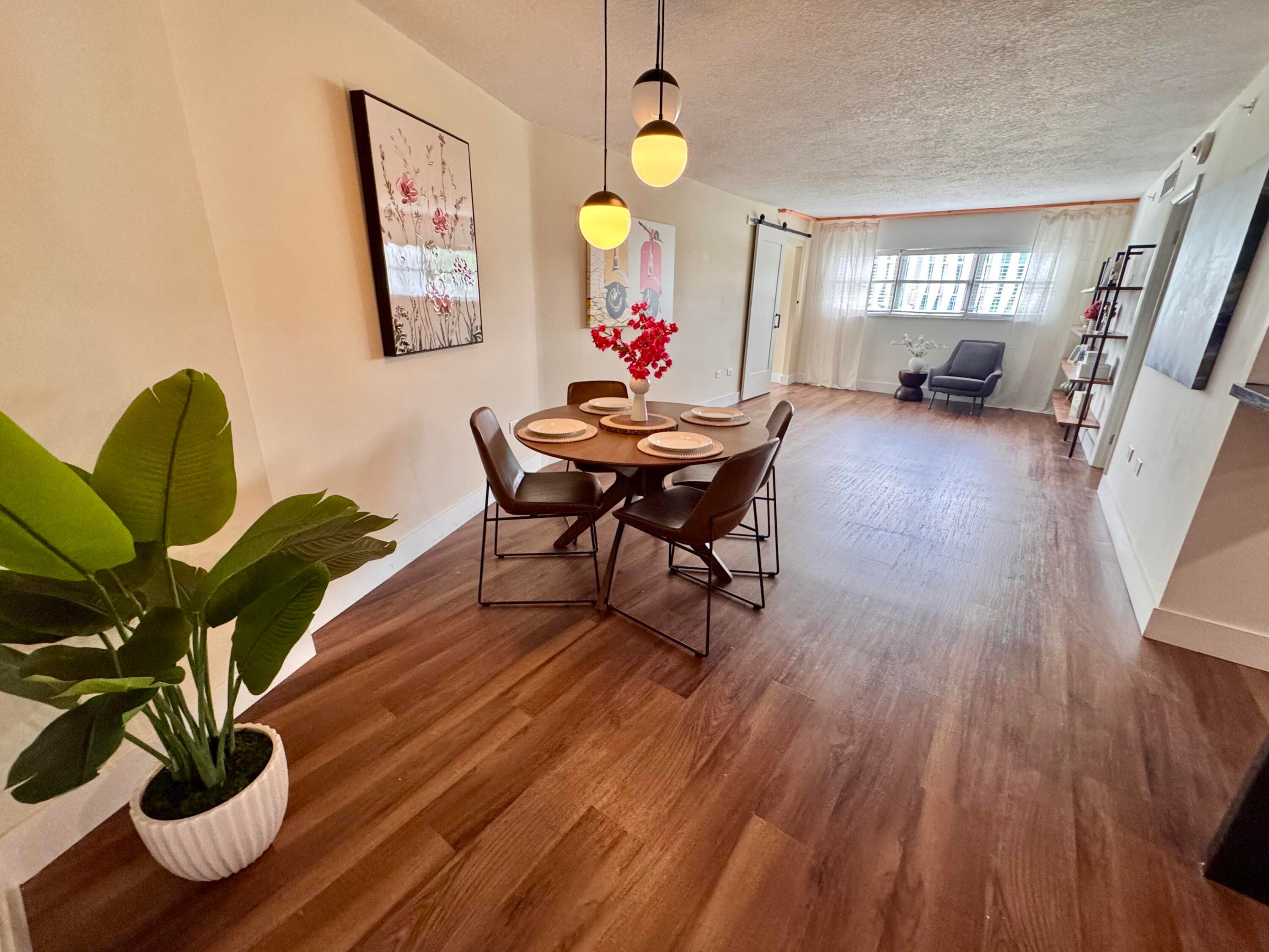 1881 Washington Avenue 4a, Miami Beach, FL 33139 — photo 4 of 18