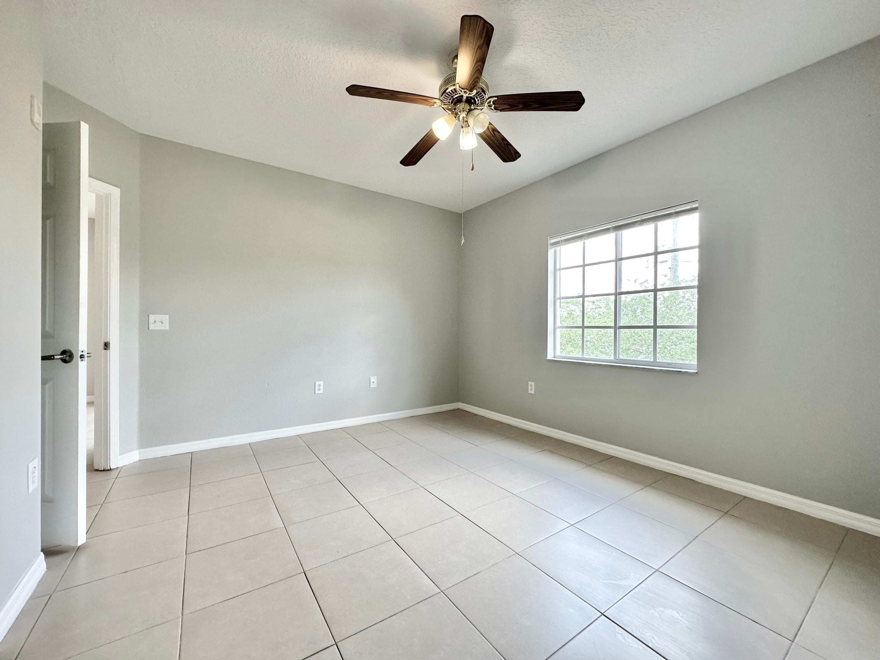 9604 Seadale Court 201, Riverview, FL 33578 — photo 10 of 33