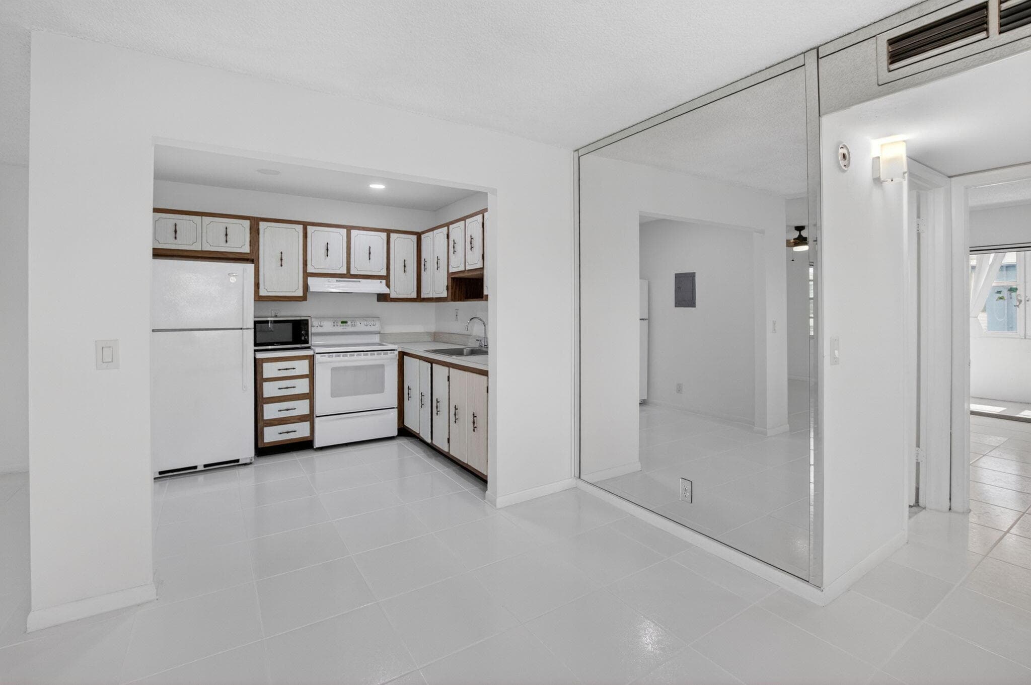 265 Burgundy F, Delray Beach, FL 33484 — photo 14 of 71