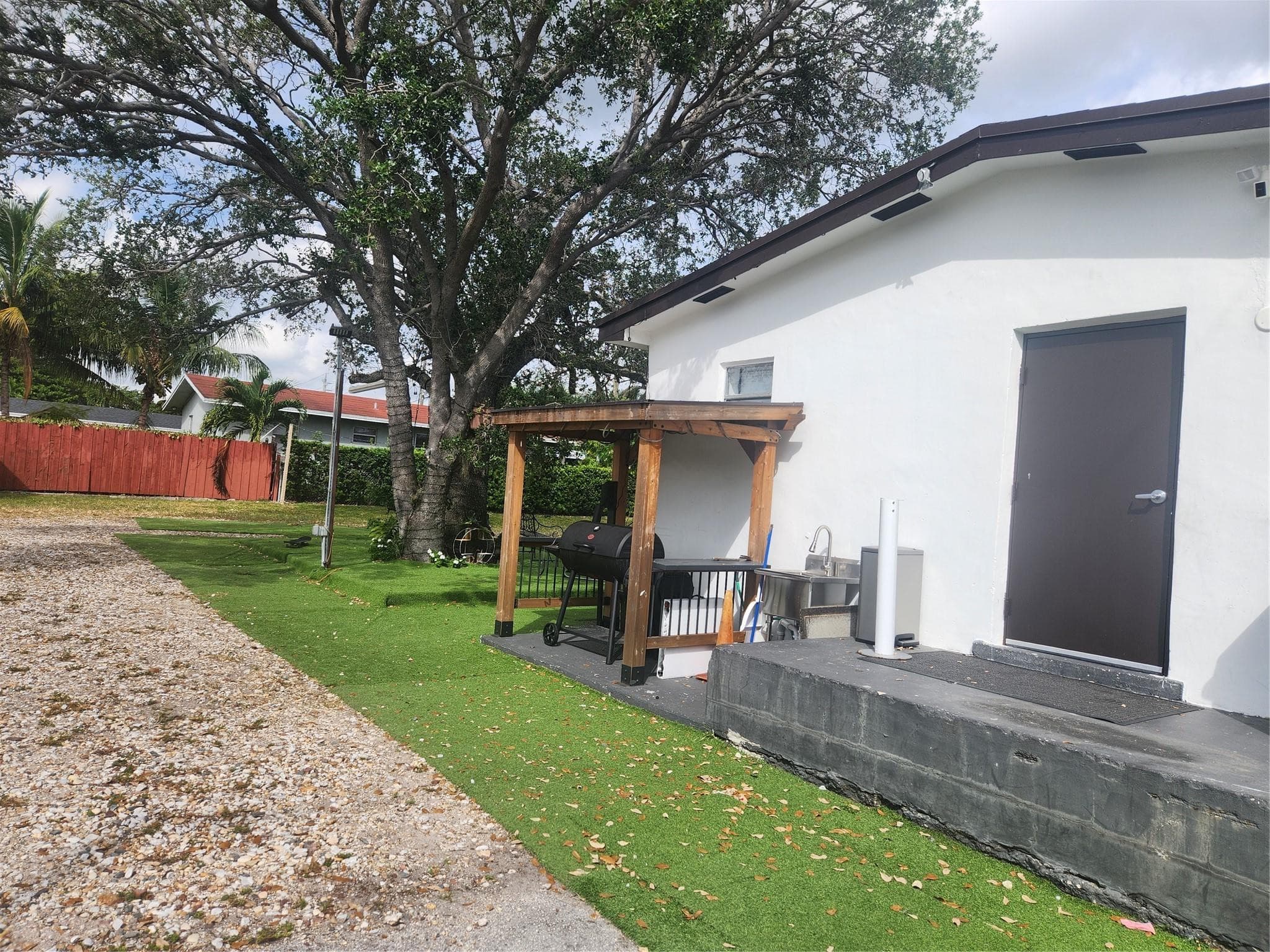 1000 Foster Road, Hallandale Beach, FL 33009 — photo 15 of 17