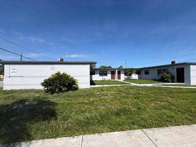 2840 Avenue S, West Palm Beach, FL 33404 — photo 13 of 24