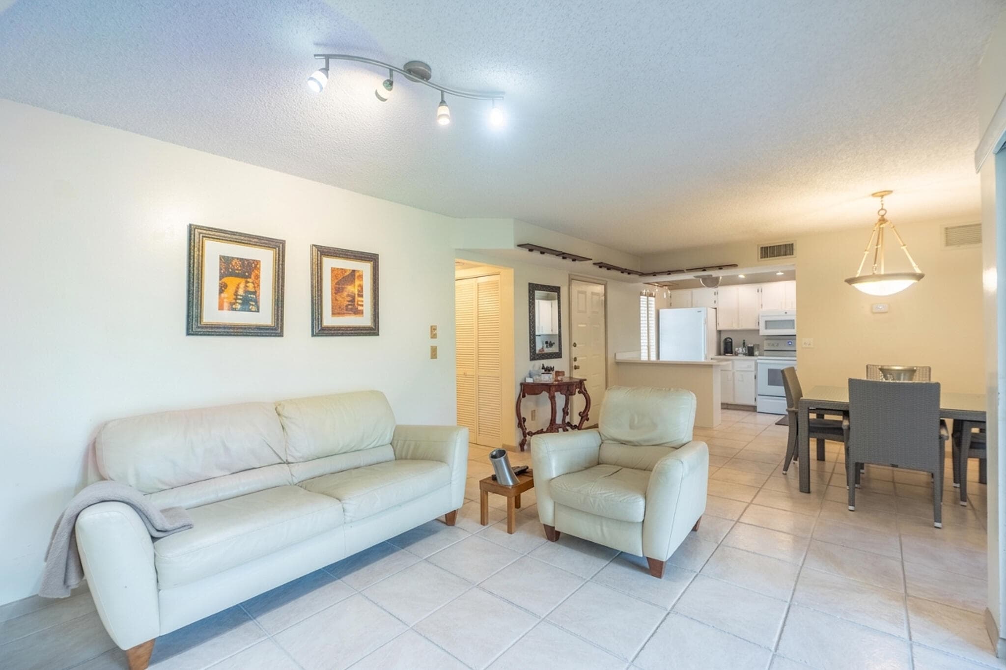 9819 NW 3rd Court 3, Plantation, FL 33324 — photo 9 of 38