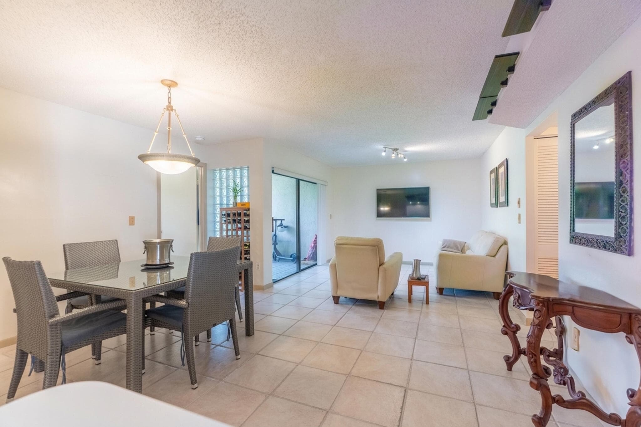9819 NW 3rd Court 3, Plantation, FL 33324 — photo 4 of 38
