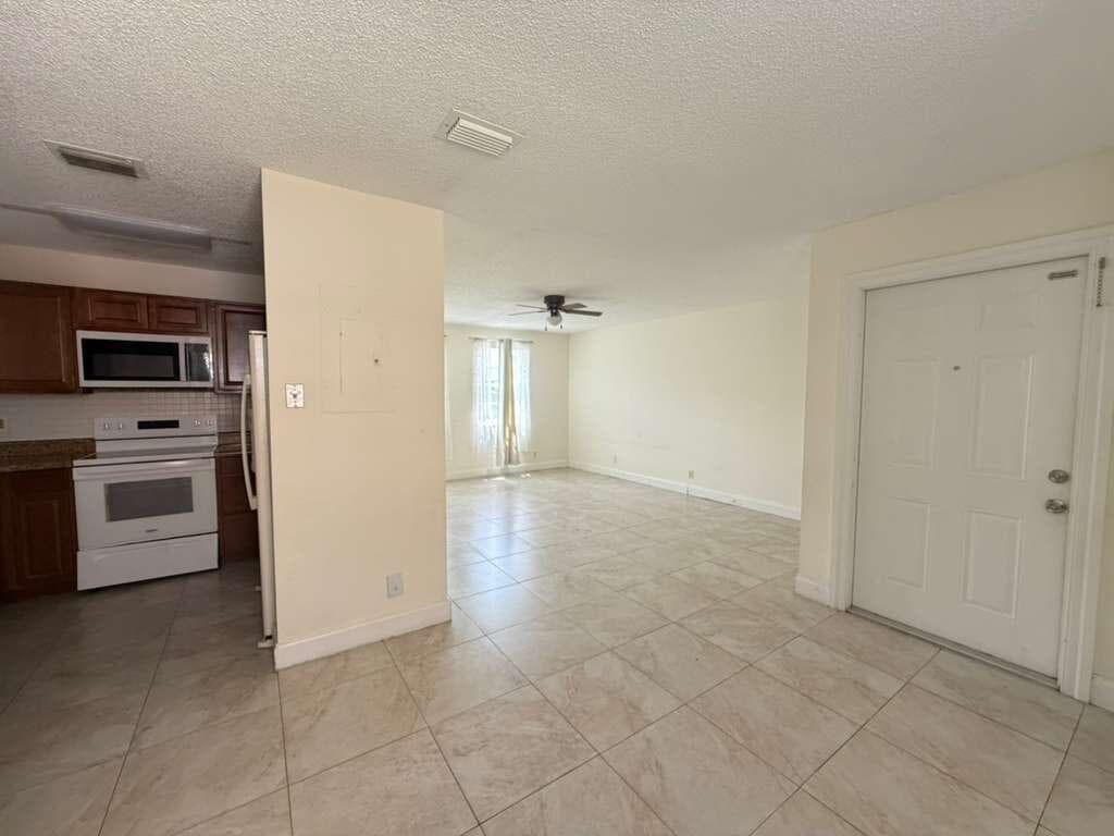 13986 Morning Glory Drive 13986, Wellington, FL 33414 — photo 12 of 43