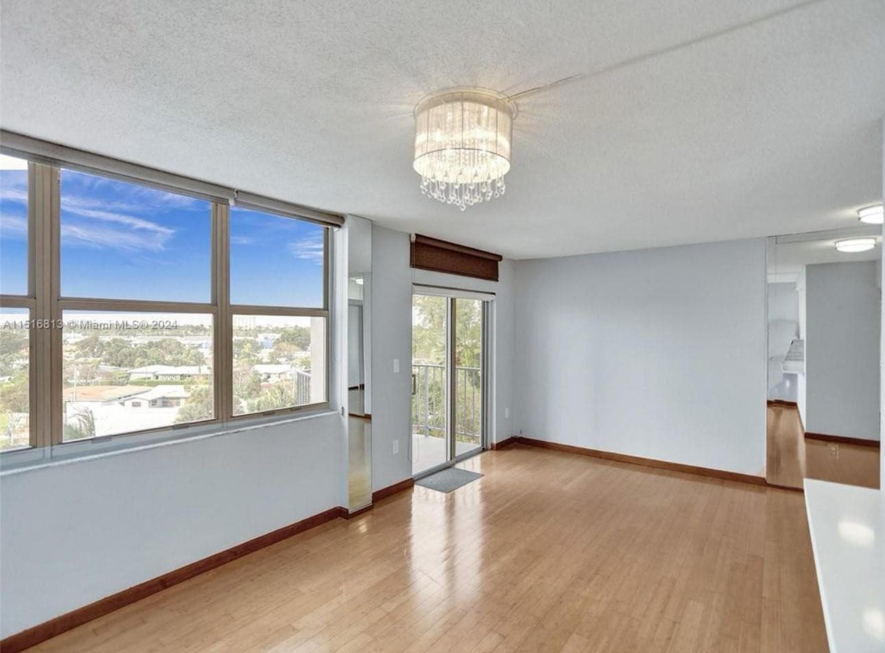 11930 N Bayshore Drive 601, North Miami, FL 33181 — photo 14 of 26