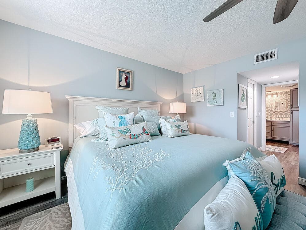 3410 SE Martinique Trace 102, Stuart, FL 34997 — photo 18 of 32