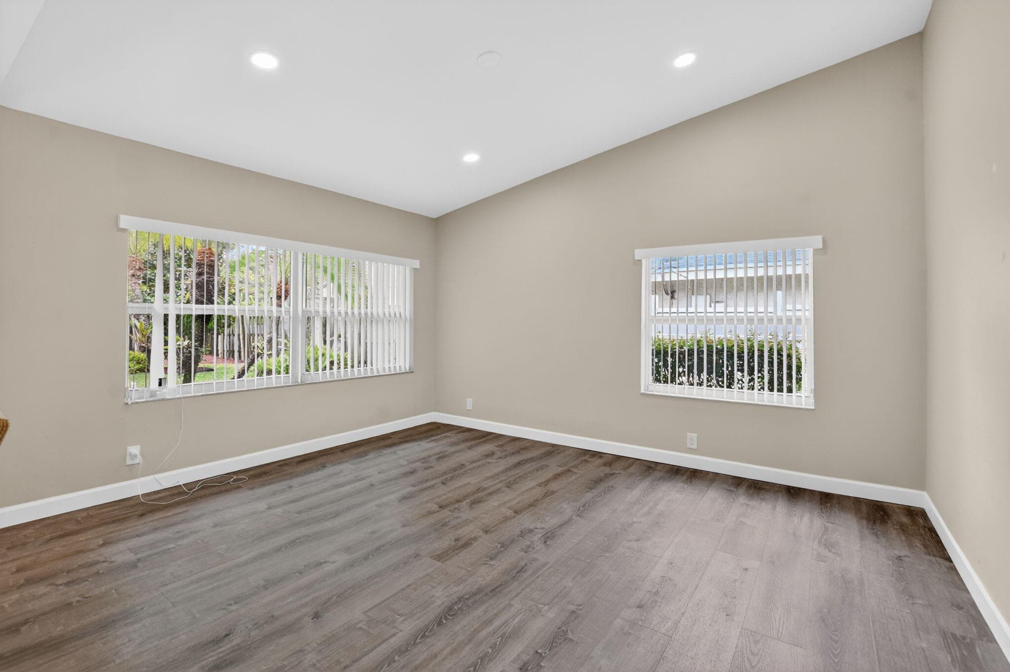 3068 NW 25th Way, Boca Raton, FL 33434 — photo 6 of 32