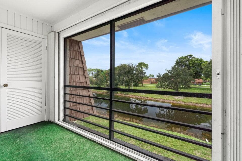 4151 Oak Terrace Drive 4151, Greenacres, FL 33463 — photo 14 of 33