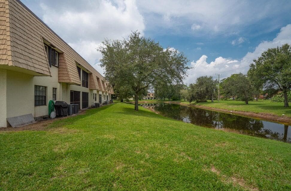 4151 Oak Terrace Drive 4151, Greenacres, FL 33463 — photo 31 of 33
