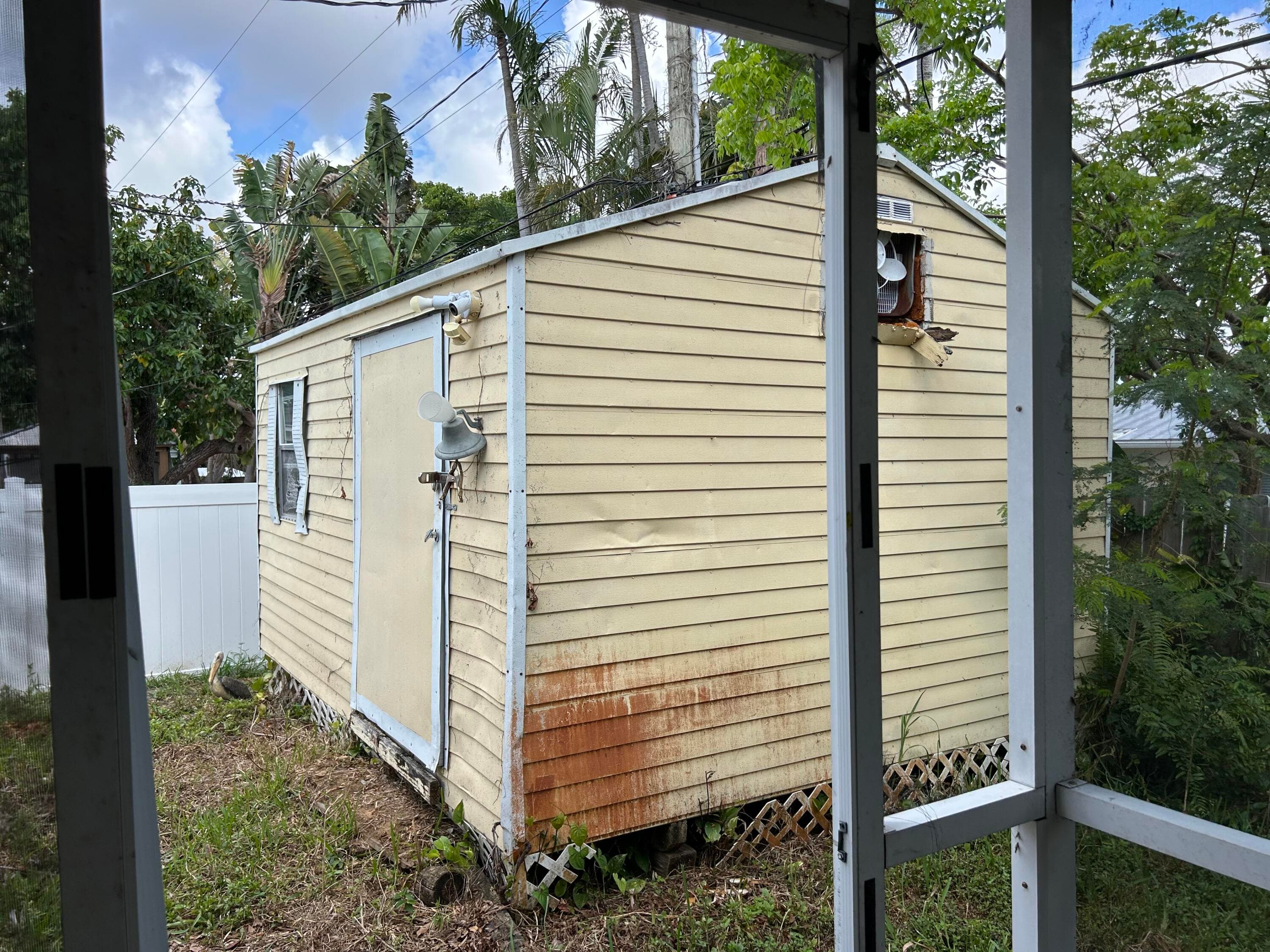 1421 Crest Drive, Lake Worth, FL 33461 — photo 15 of 19