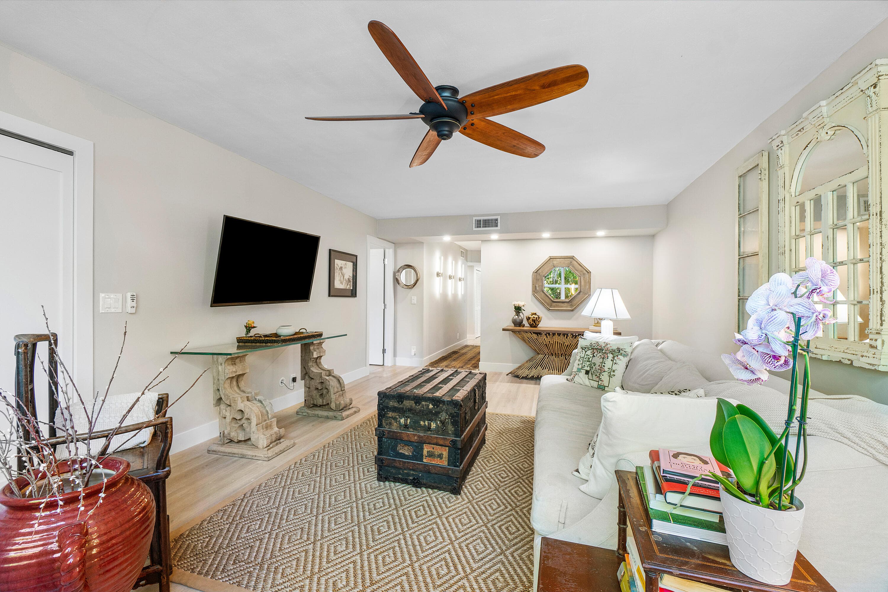 2805 SW 22nd Avenue Unit 104, Delray Beach, FL 33445 — photo 8 of 17