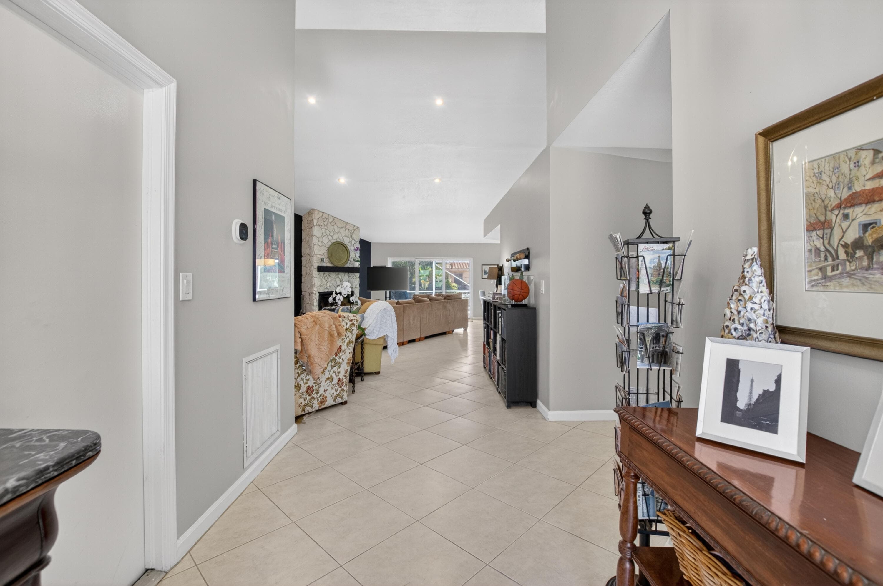 7069 NW 3rd Avenue, Boca Raton, FL 33487 — photo 10 of 58