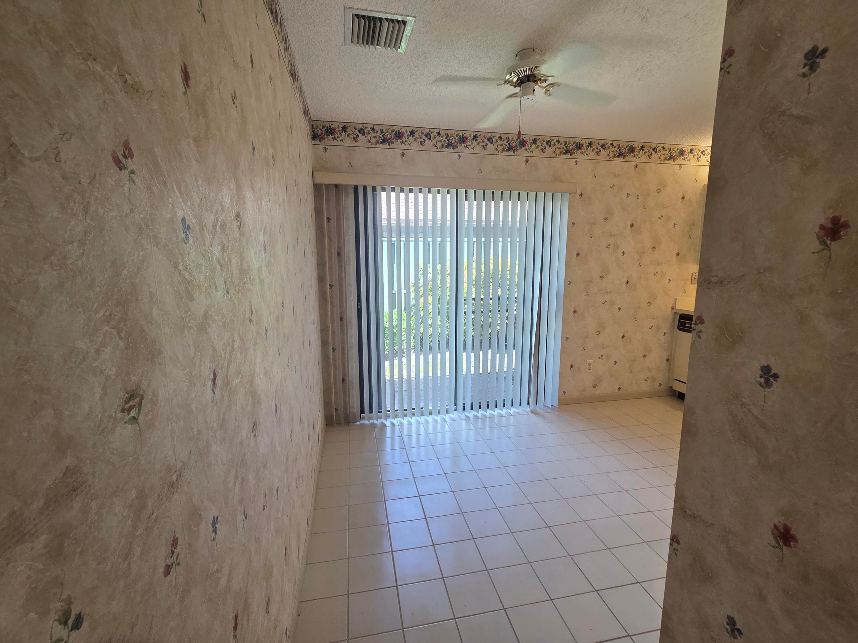 6856 SE Bunker Hill Drive, Hobe Sound, FL 33455 — photo 6 of 24