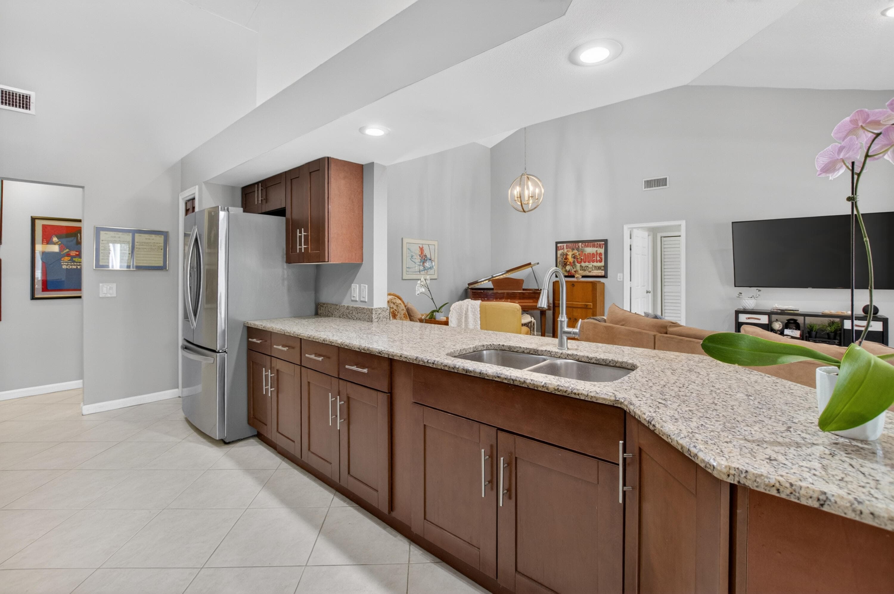 7069 NW 3rd Avenue, Boca Raton, FL 33487 — photo 19 of 58