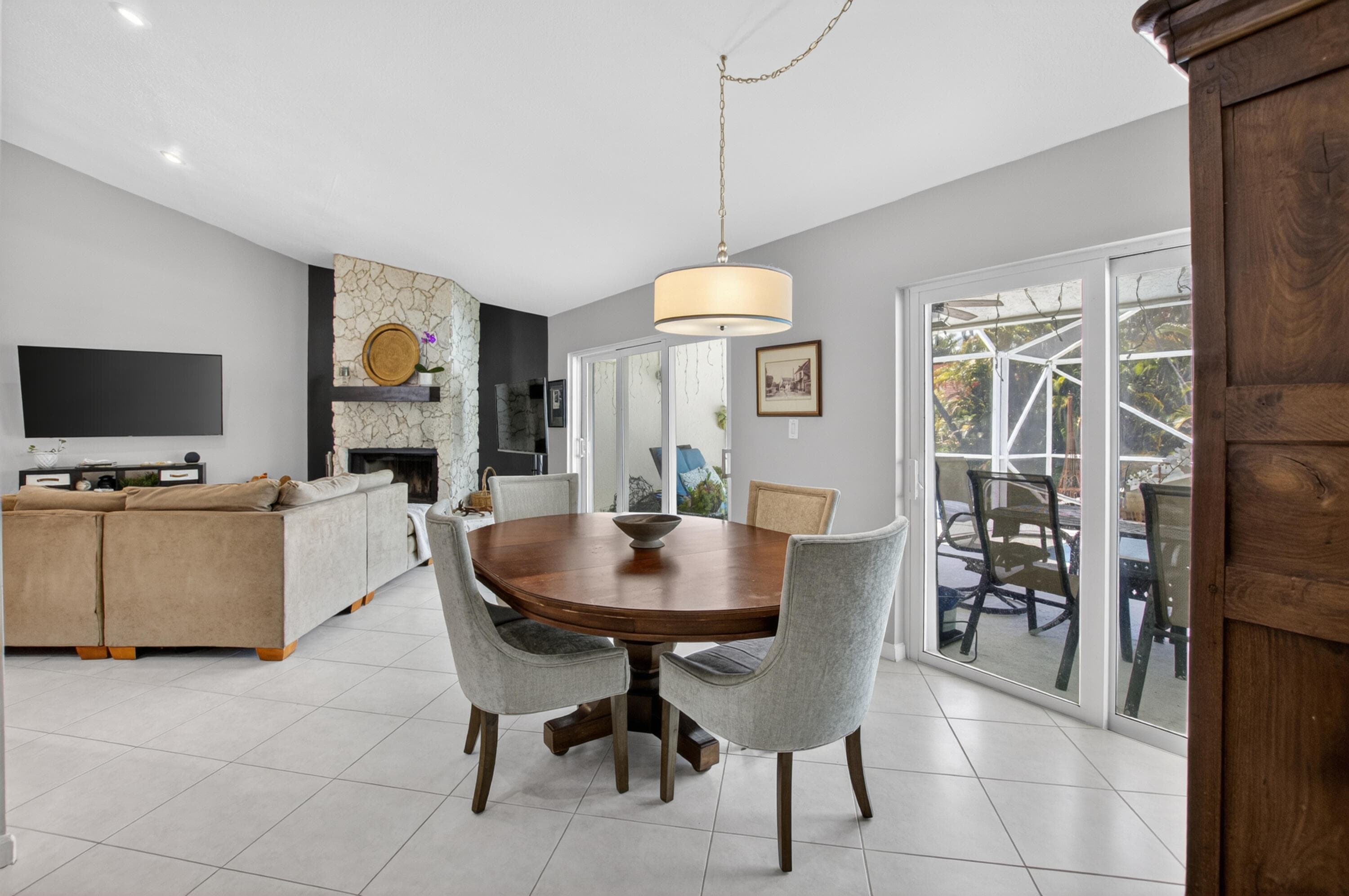 7069 NW 3rd Avenue, Boca Raton, FL 33487 — photo 14 of 58