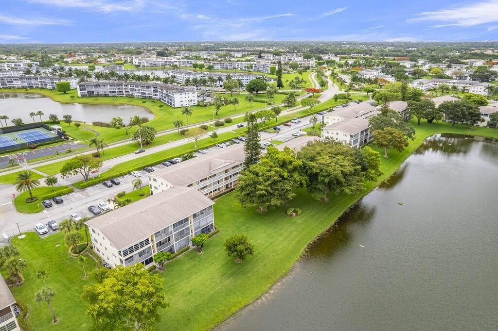 297 Dorset H, Boca Raton, FL 33434 — photo 33 of 36