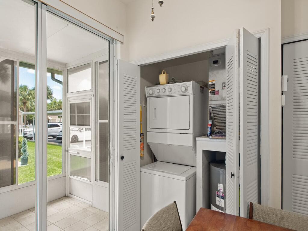 567 NW San Remo Circle, Port St. Lucie, FL 34986 — photo 13 of 37