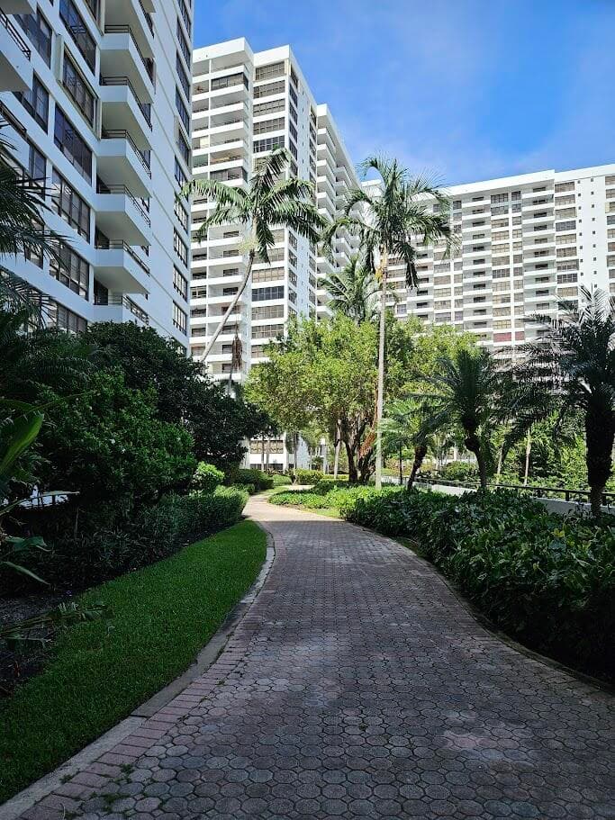 600 Three Islands Boulevard 620, Hallandale Beach, FL 33009 — photo