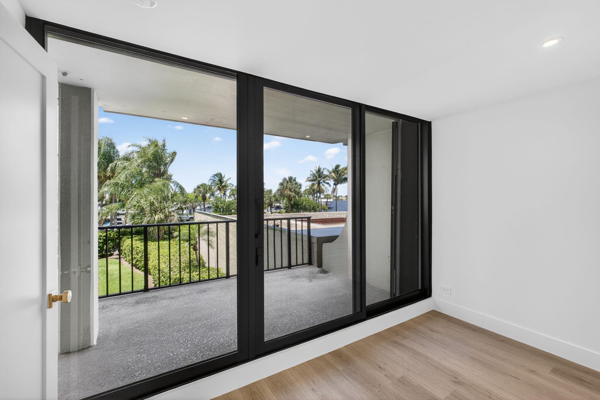 136 Lakeshore Drive, North Palm Beach, FL 33408 — photo 23 of 57