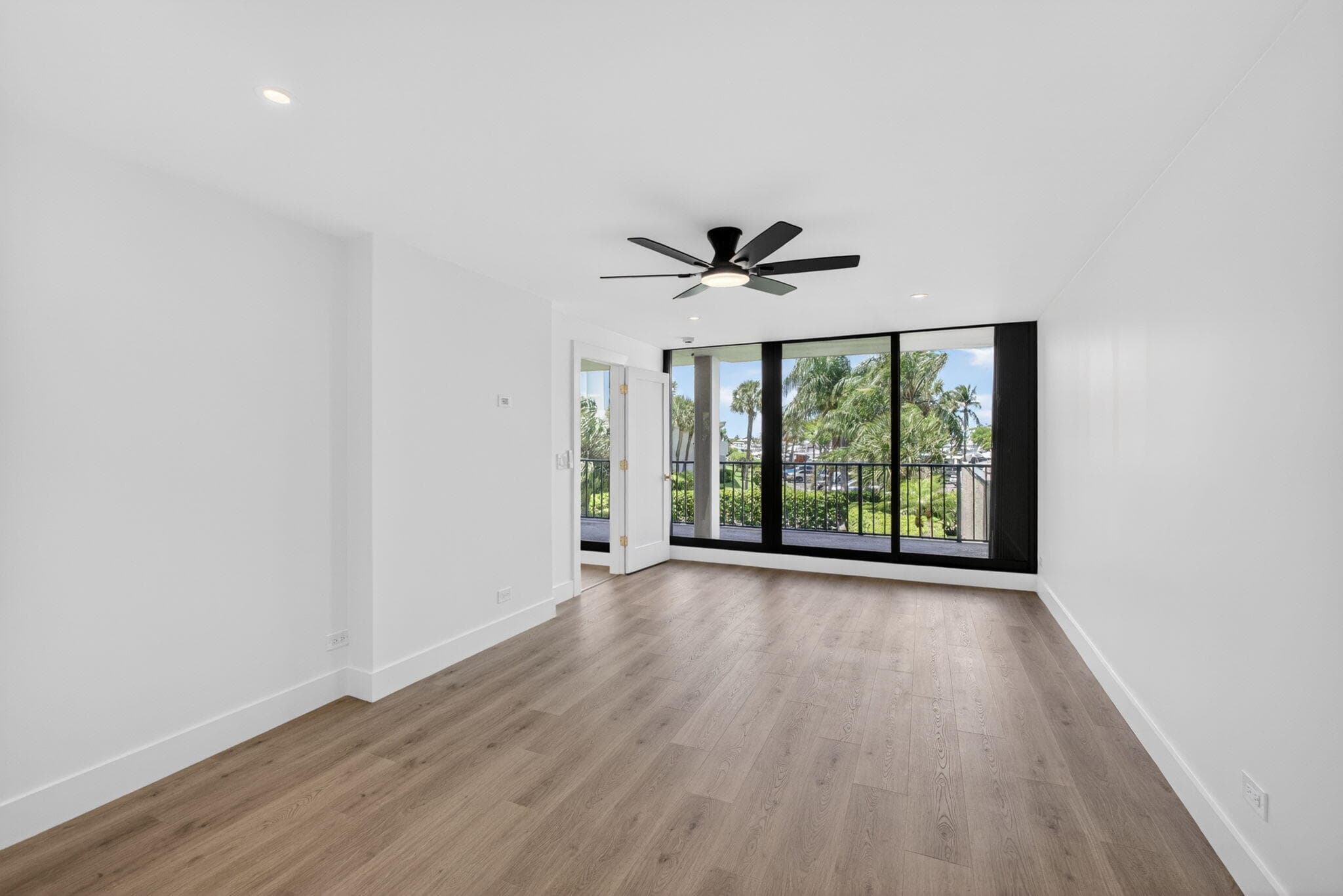 136 Lakeshore Drive, North Palm Beach, FL 33408 — photo 24 of 57