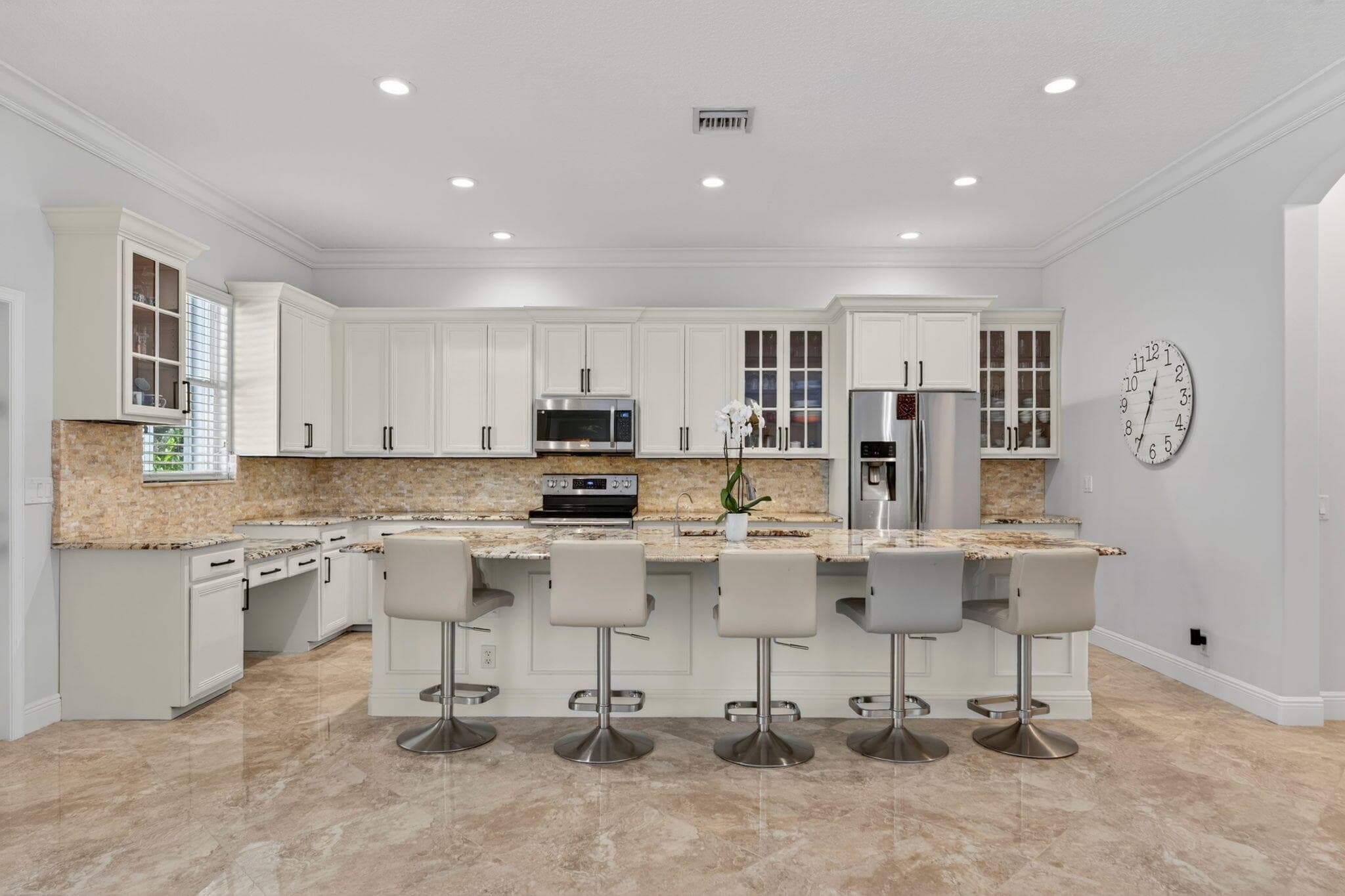 8346 Sawpine Road, Delray Beach, FL 33446 — photo 20 of 100
