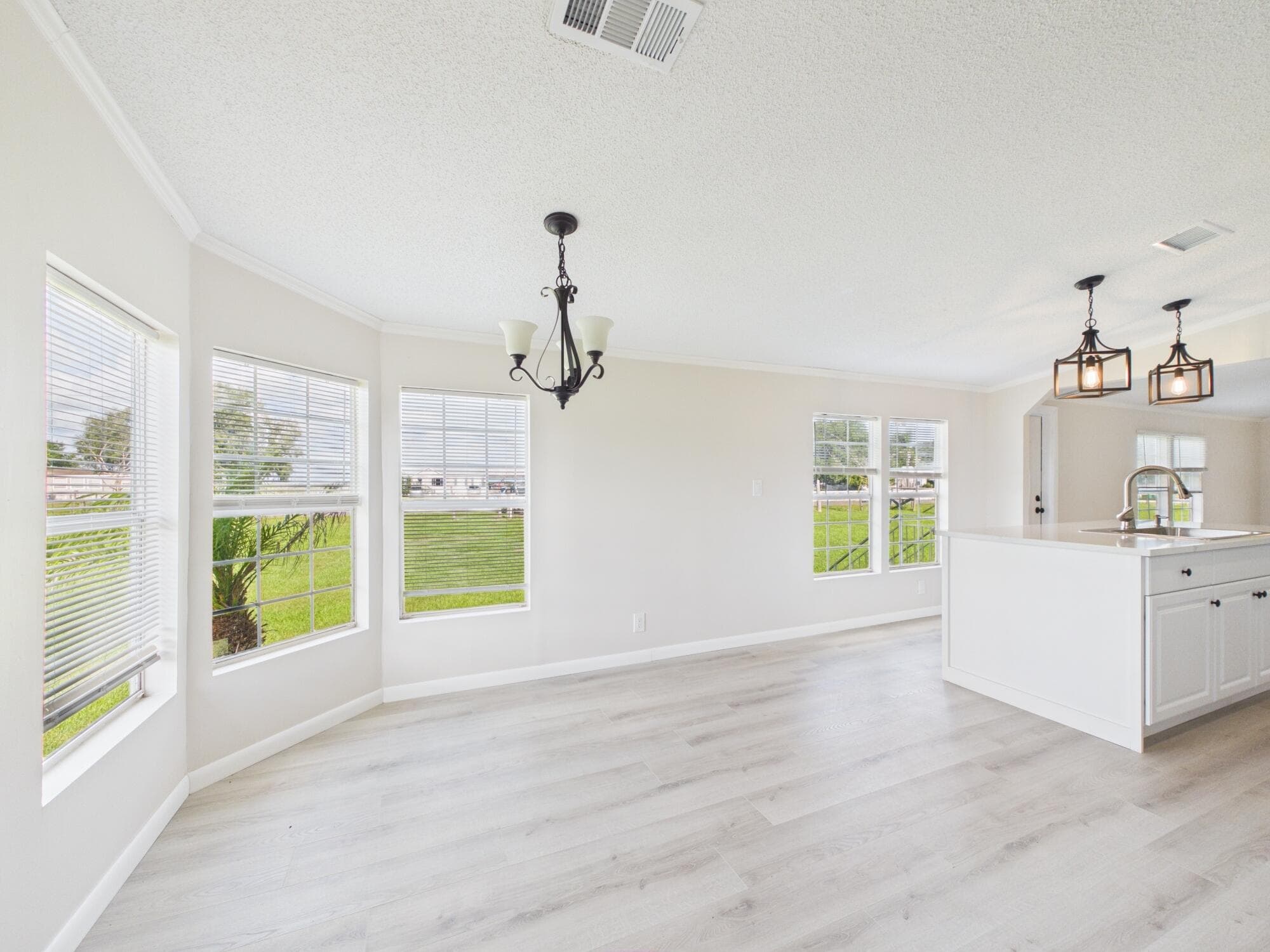 17090 NW 38th Avenue, Okeechobee, FL 34972 — photo 10 of 50