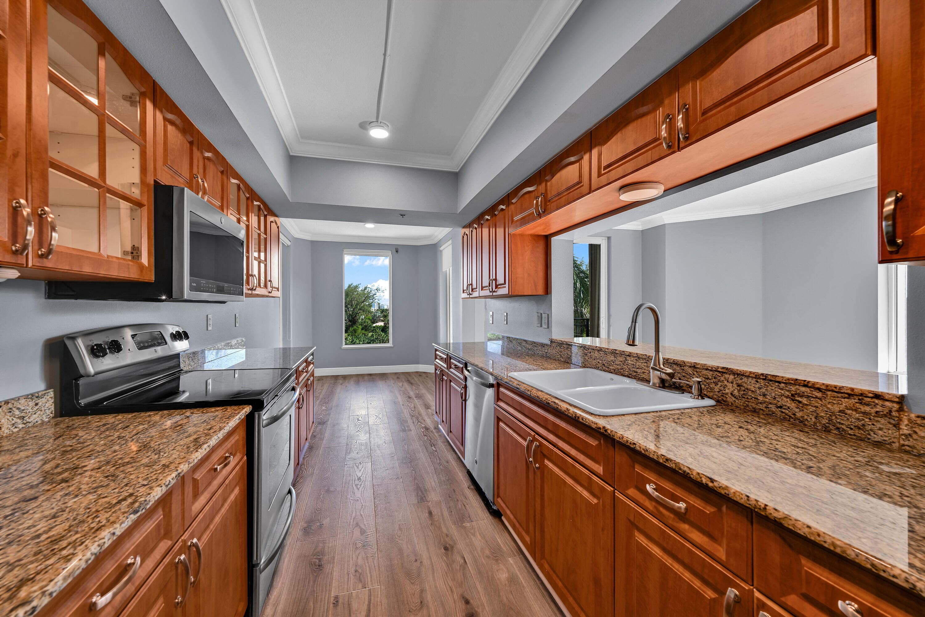 2880 NE 14th St Causeway 413, Pompano Beach, FL 33062 — photo 8 of 37