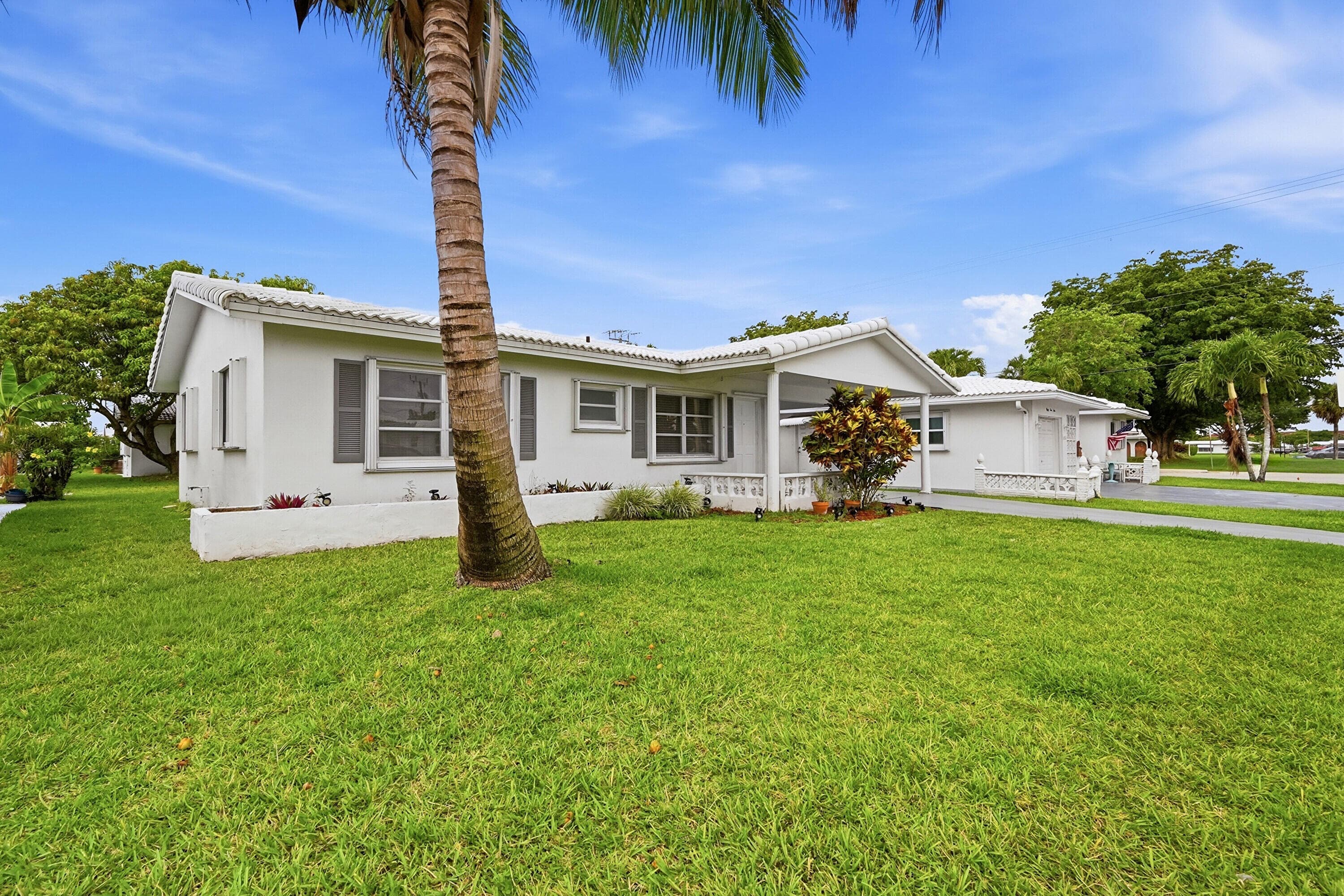 8410 NW 59th Place, Tamarac, FL 33321 — photo 3 of 29