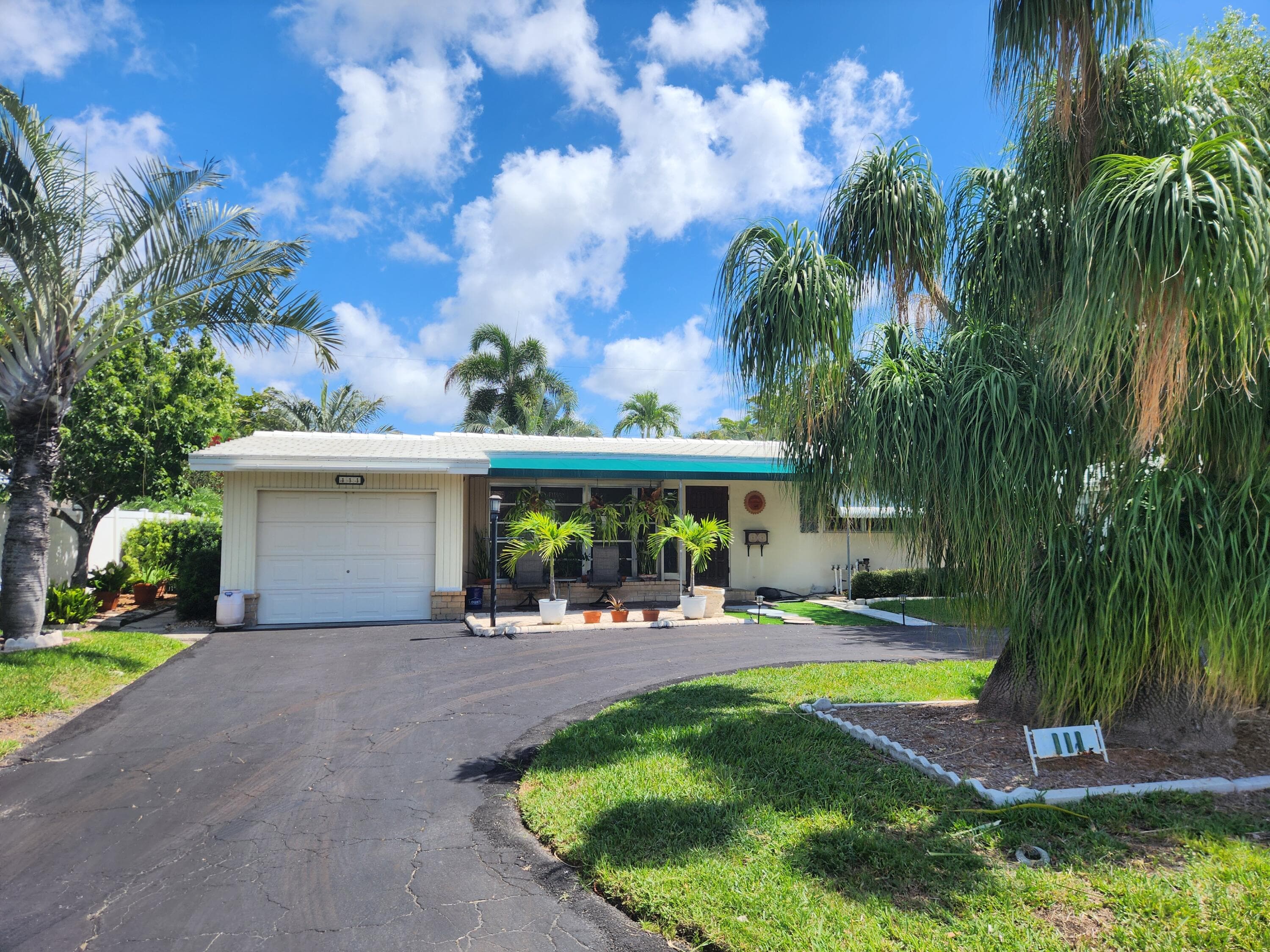 111 SE 7th Street, Pompano Beach, FL 33060 — photo 5 of 44