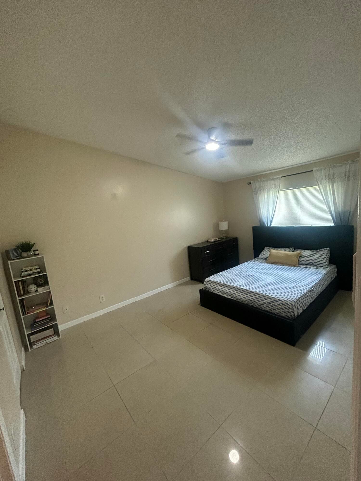201 Maplewood Drive 201, Greenacres, FL 33415 — photo 11 of 26