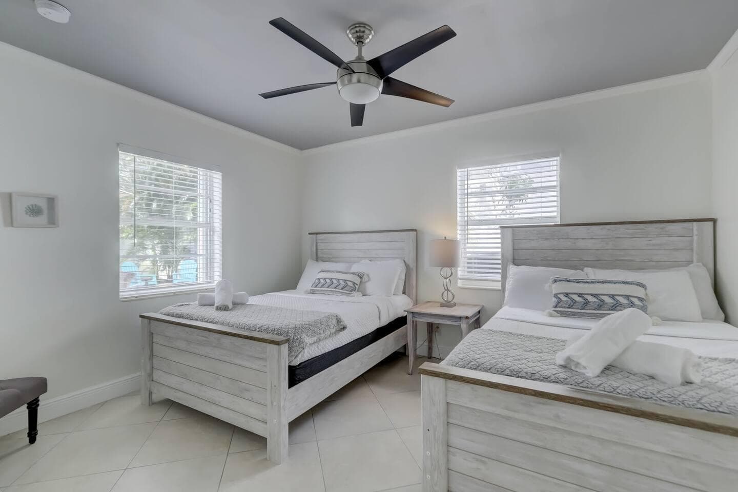2740 NE 30th Place 1-2, Fort Lauderdale, FL 33306 — photo 3 of 23