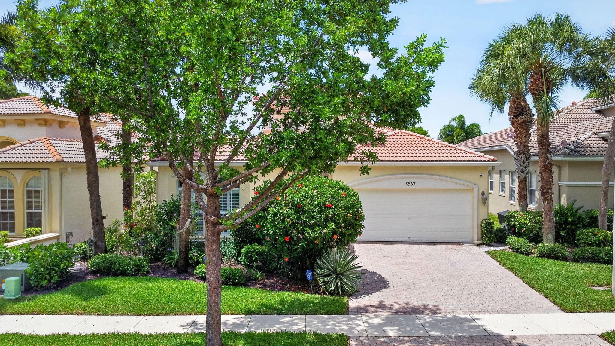 8553 E Via Grande E, Wellington, FL 33411 — photo 59 of 86
