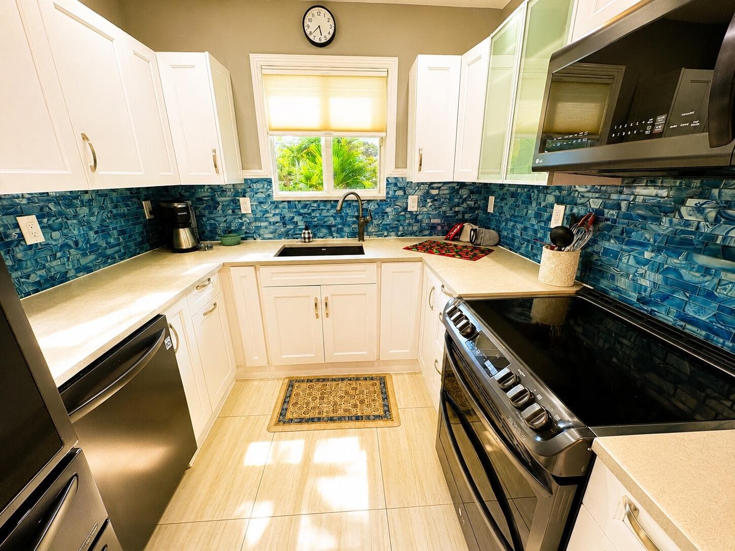 801 SE 7th Street, Fort Lauderdale, FL 33301 — photo 5 of 16