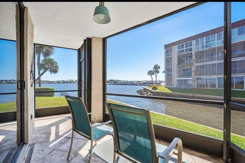 896 N Federal Highway 132, Lantana, FL 33462 — photo 3 of 8
