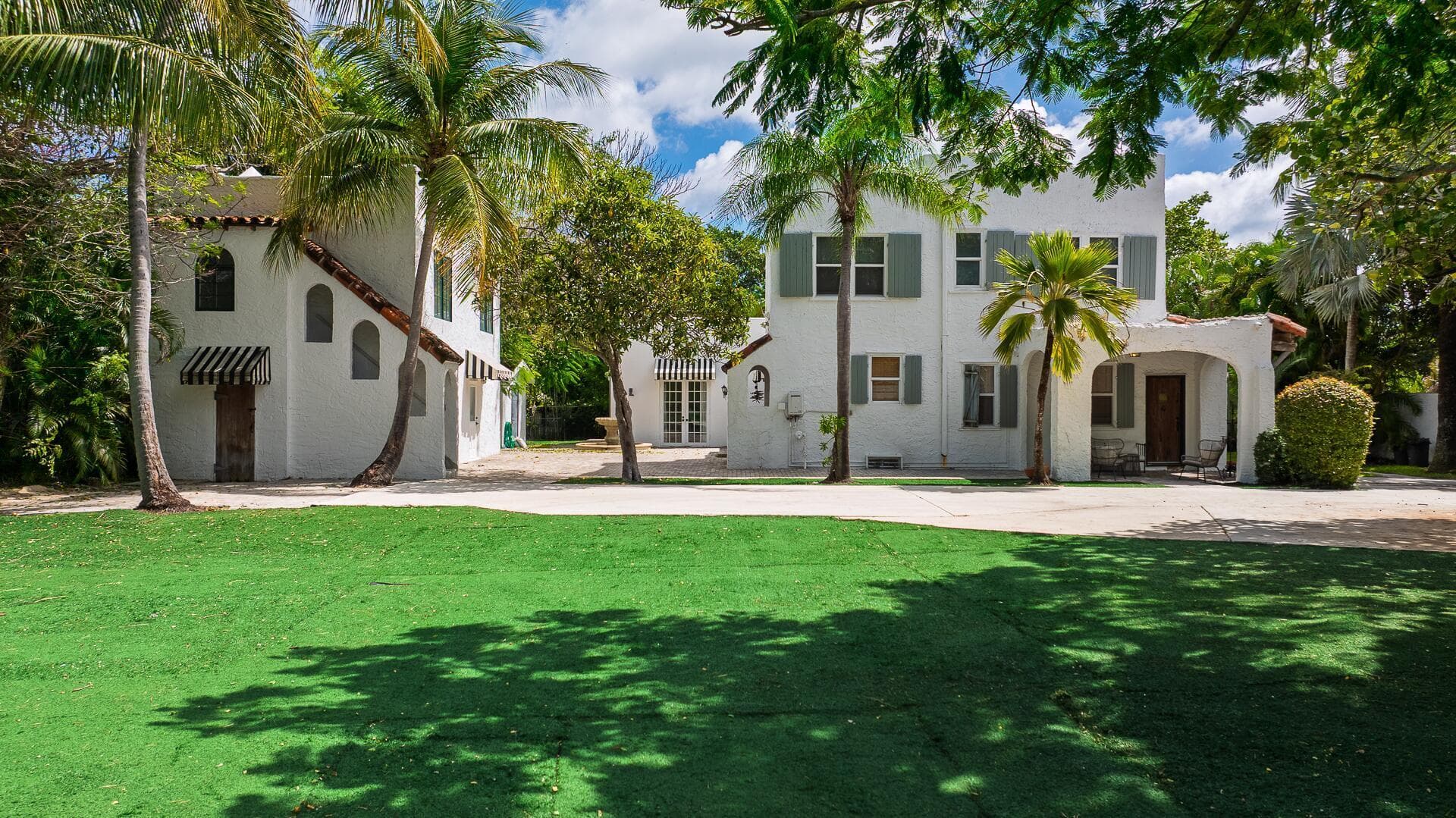 717 Forest Hill Boulevard, West Palm Beach, FL 33405 — photo 1 of 71