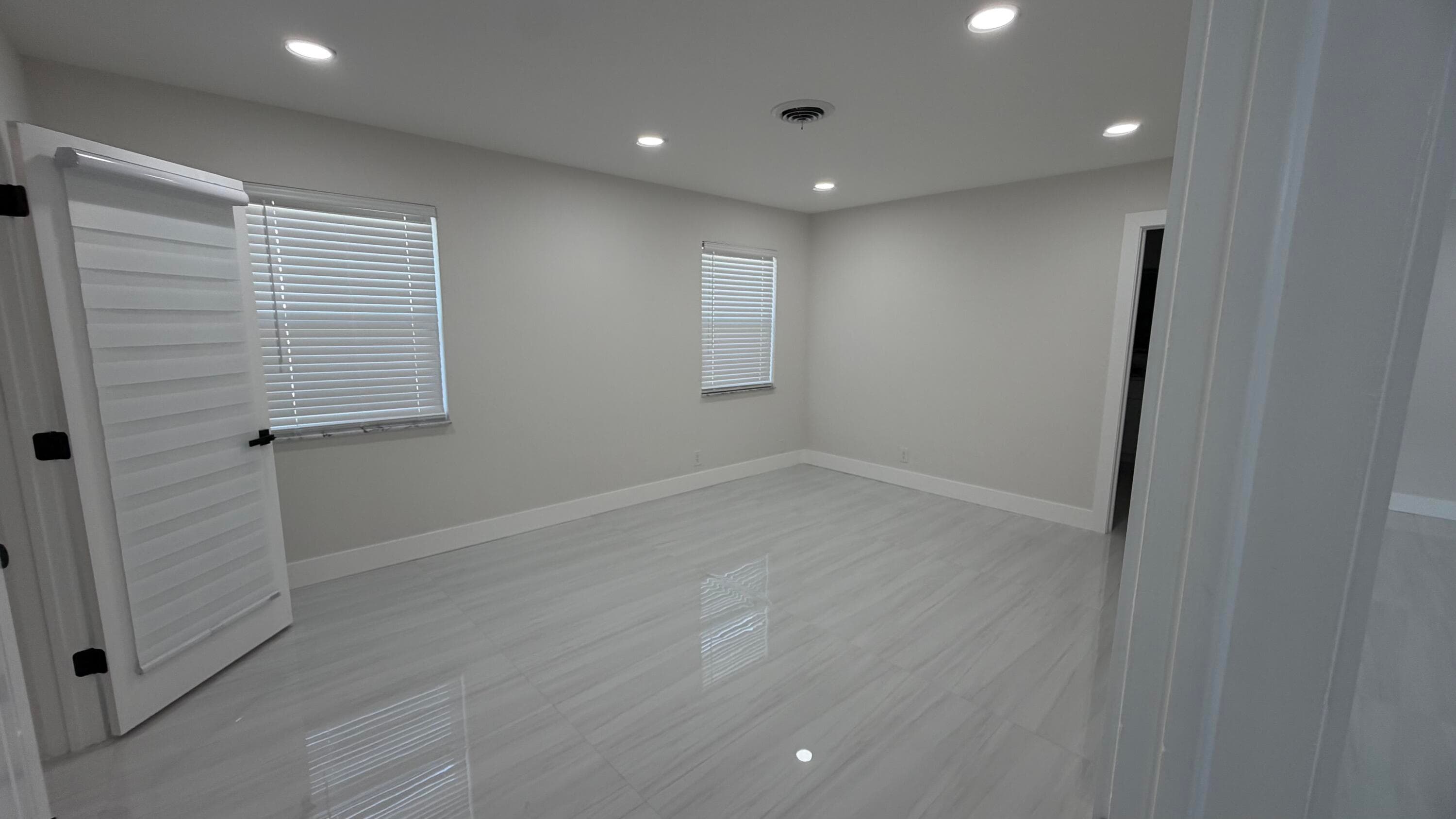 2521 NE 45th Street, Lighthouse Point, FL 33064 — photo 10 of 25