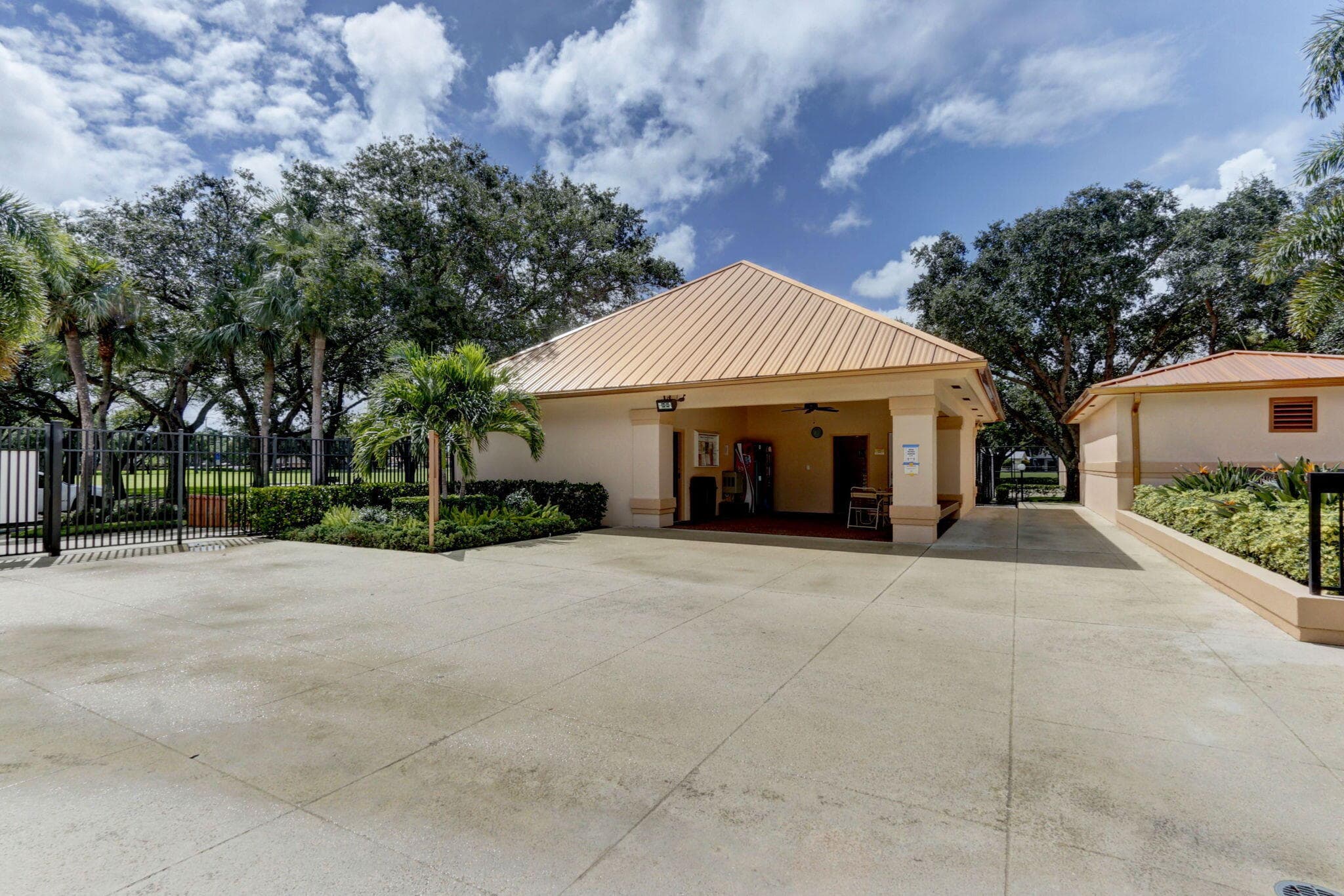 183 Charter Way, West Palm Beach, FL 33407 — photo 40 of 41