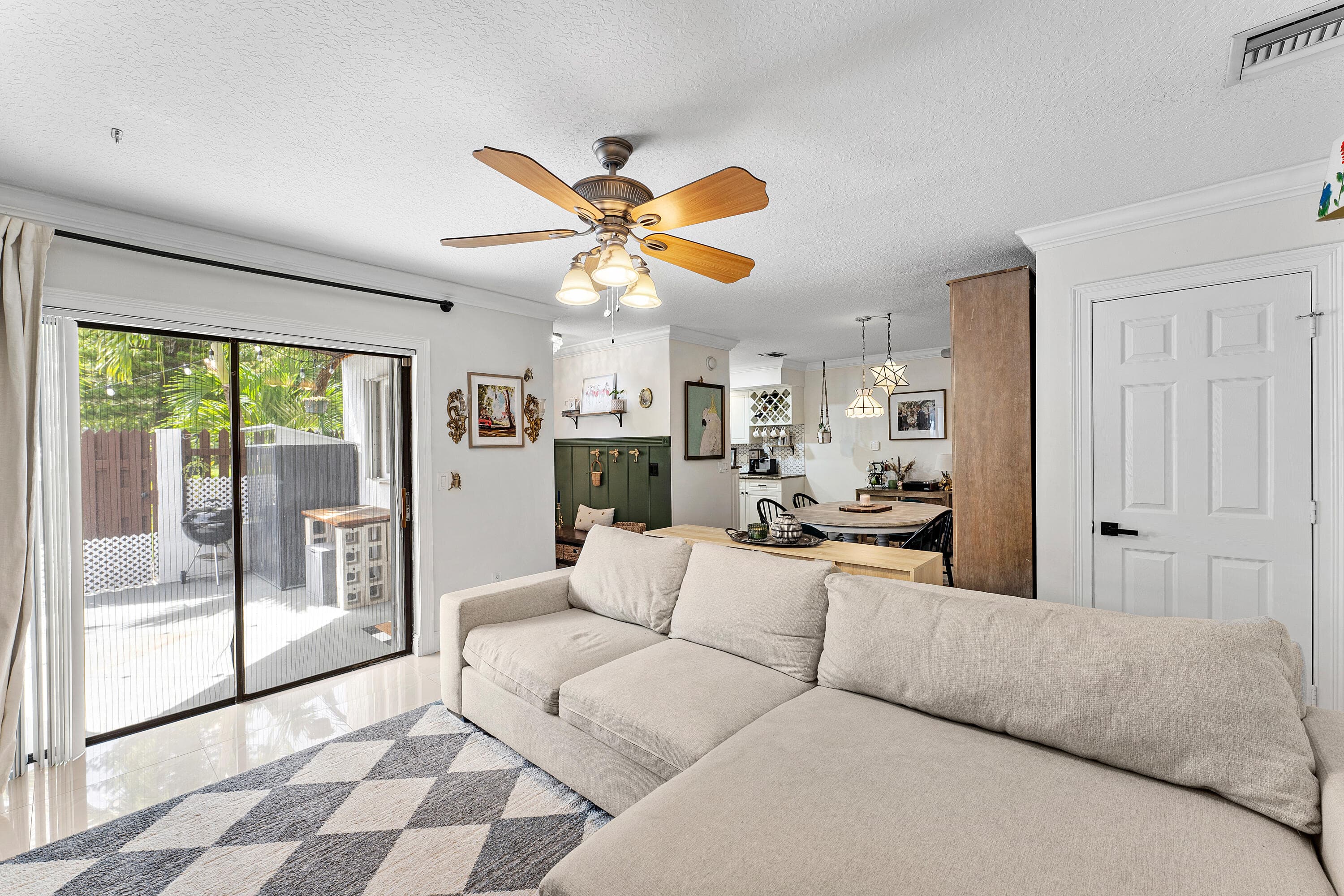 2298 Lena Lane, West Palm Beach, FL 33415 — photo 9 of 40