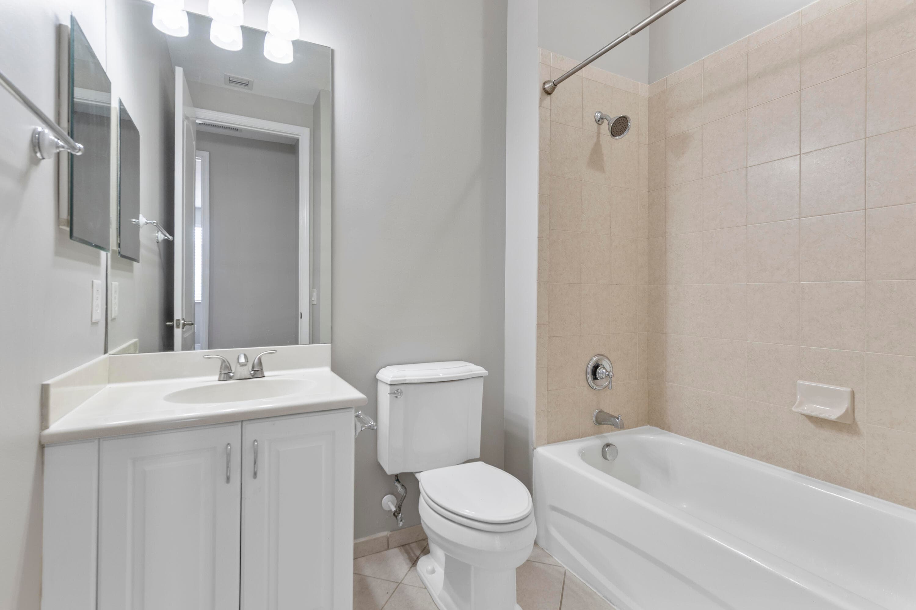 3238 SW 16th Terrace 3238, Fort Lauderdale, FL 33315 — photo 21 of 32
