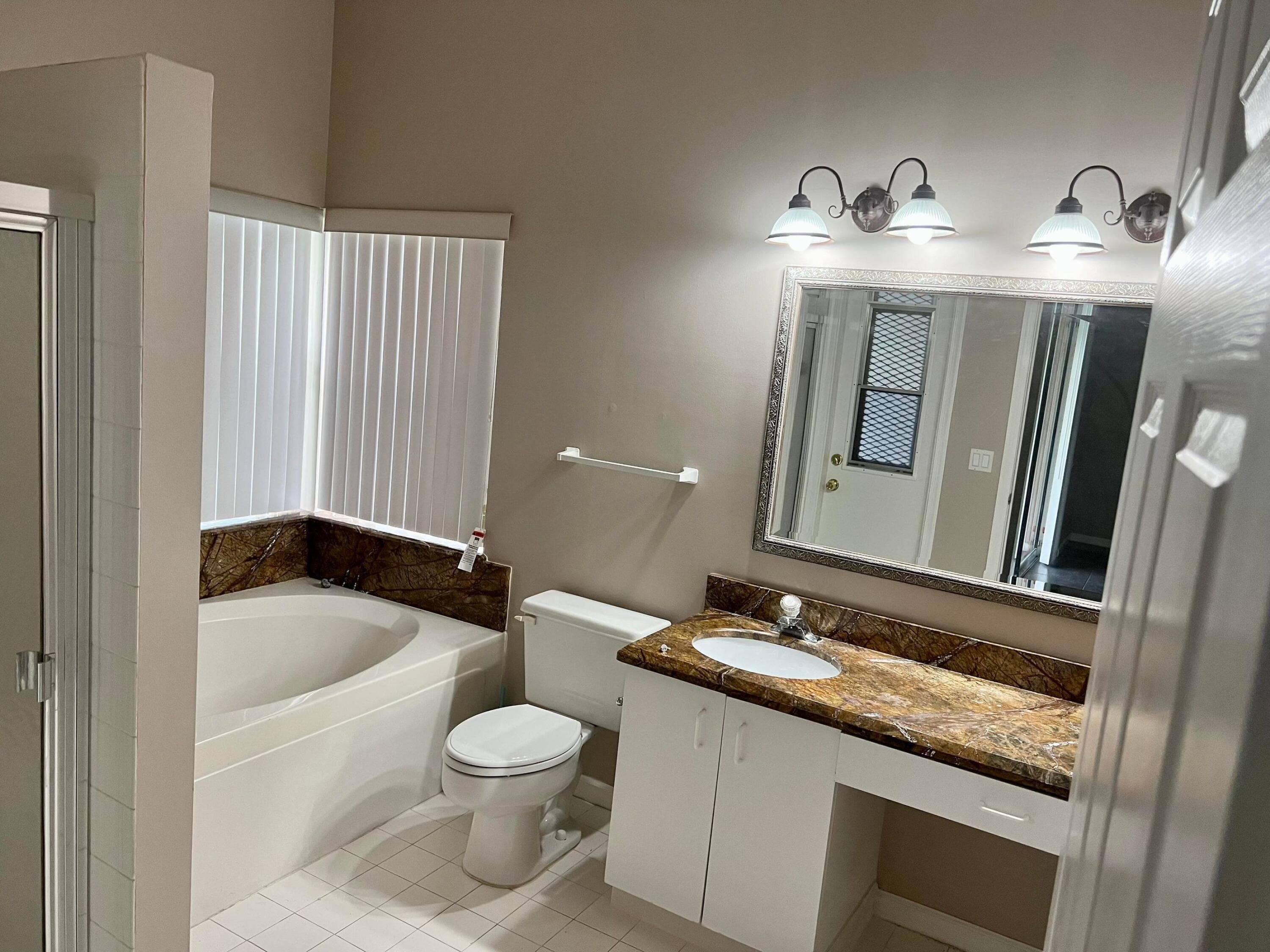 6365 Lansdowne Circle, Boynton Beach, FL 33472 — photo 8 of 30