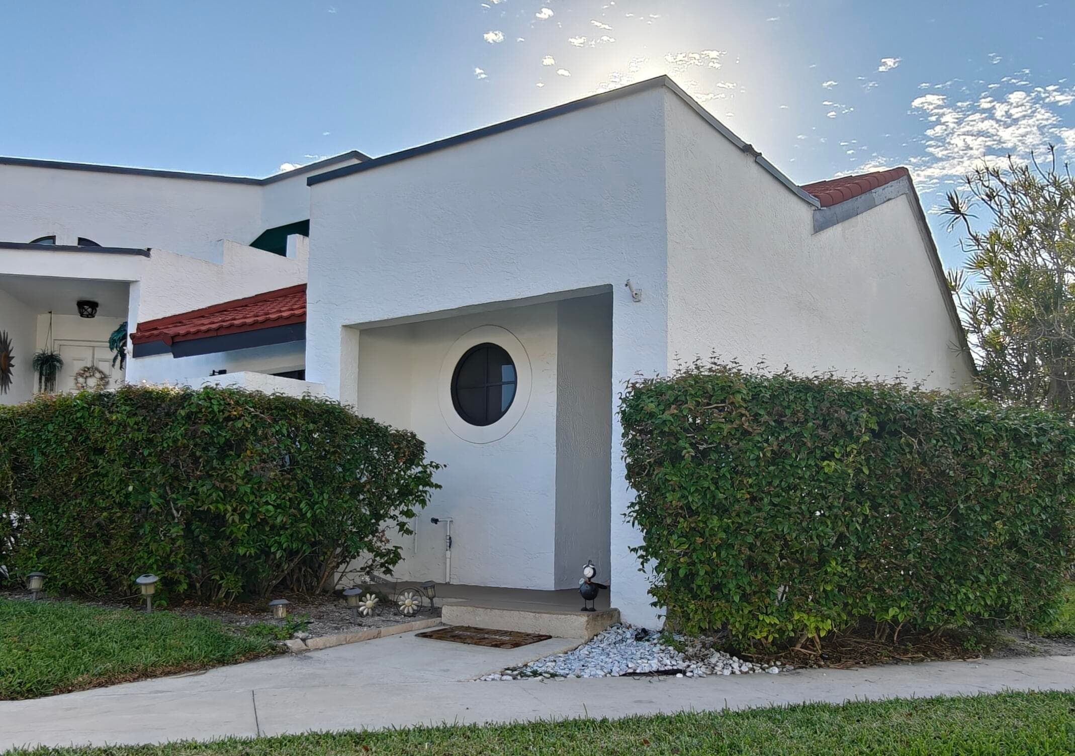 385 NW 36th Avenue, Deerfield Beach, FL 33442 — photo 1 of 44