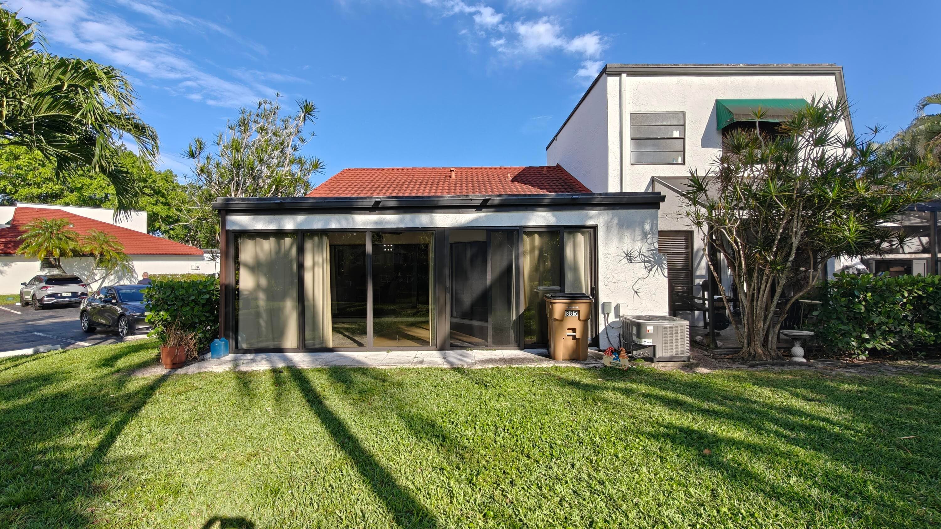 385 NW 36th Avenue, Deerfield Beach, FL 33442 — photo 4 of 44