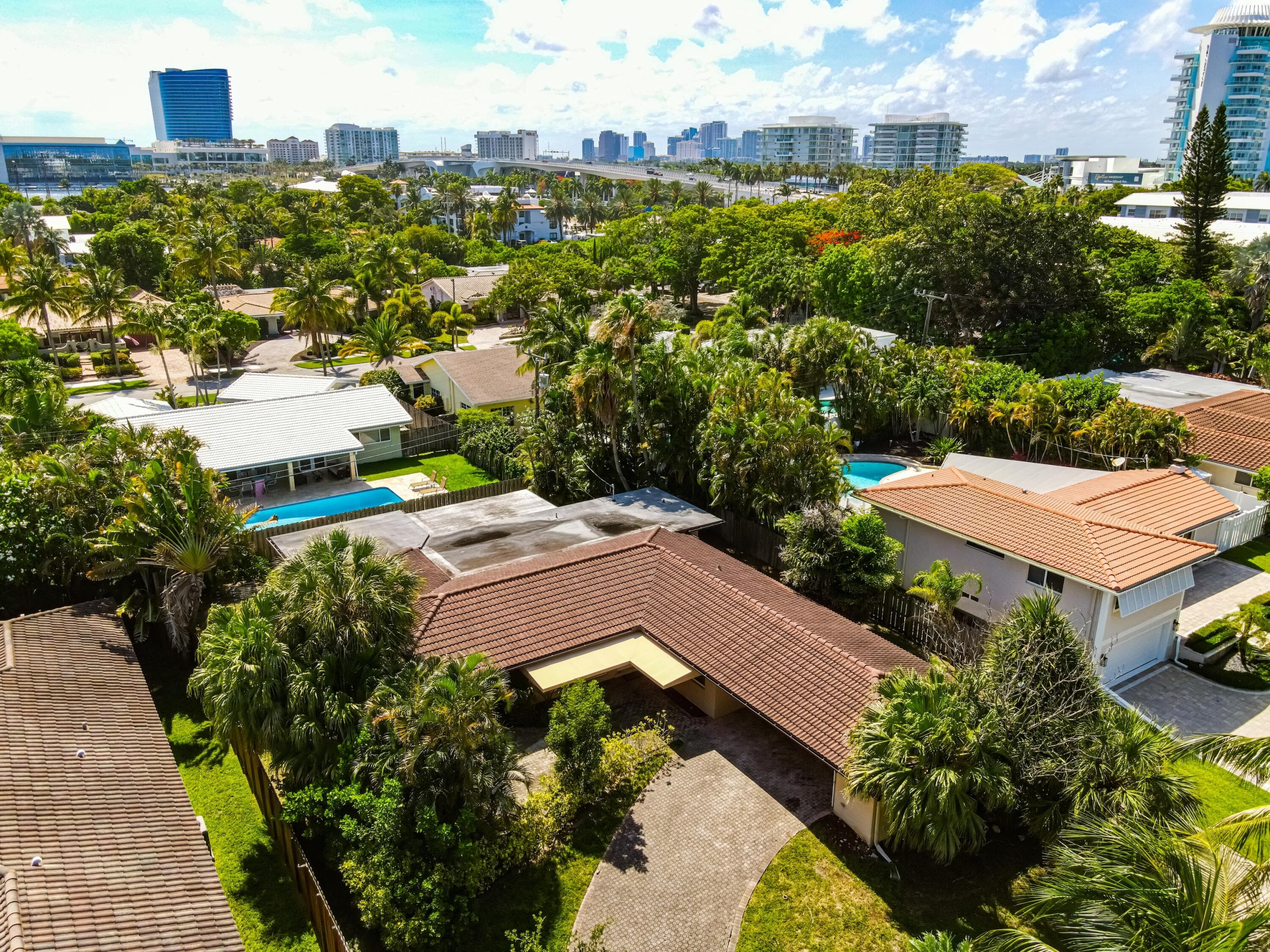 1817 SE 25 Avenue, Fort Lauderdale, FL 33316 — photo 3 of 10