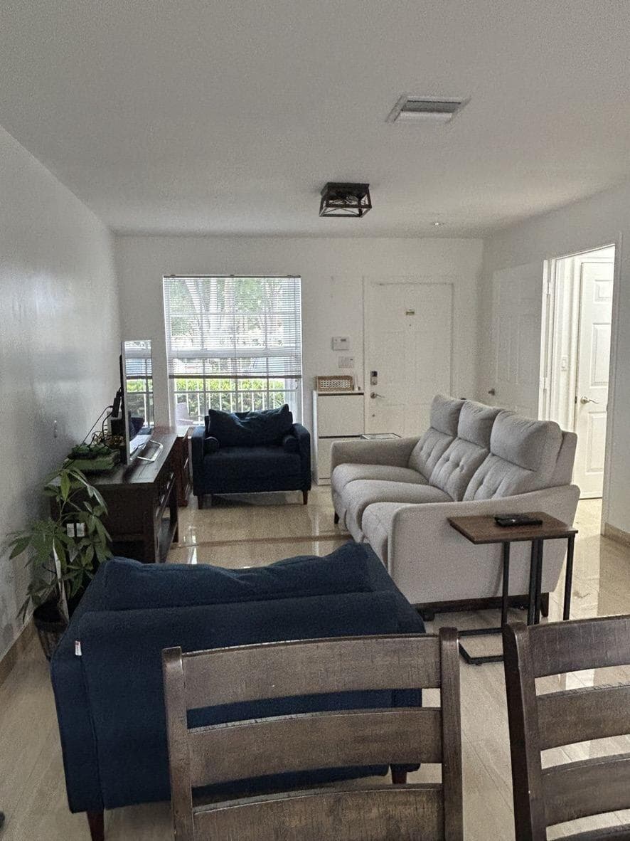 17031 NW 22nd Street, Pembroke Pines, FL 33028 — photo 8 of 12